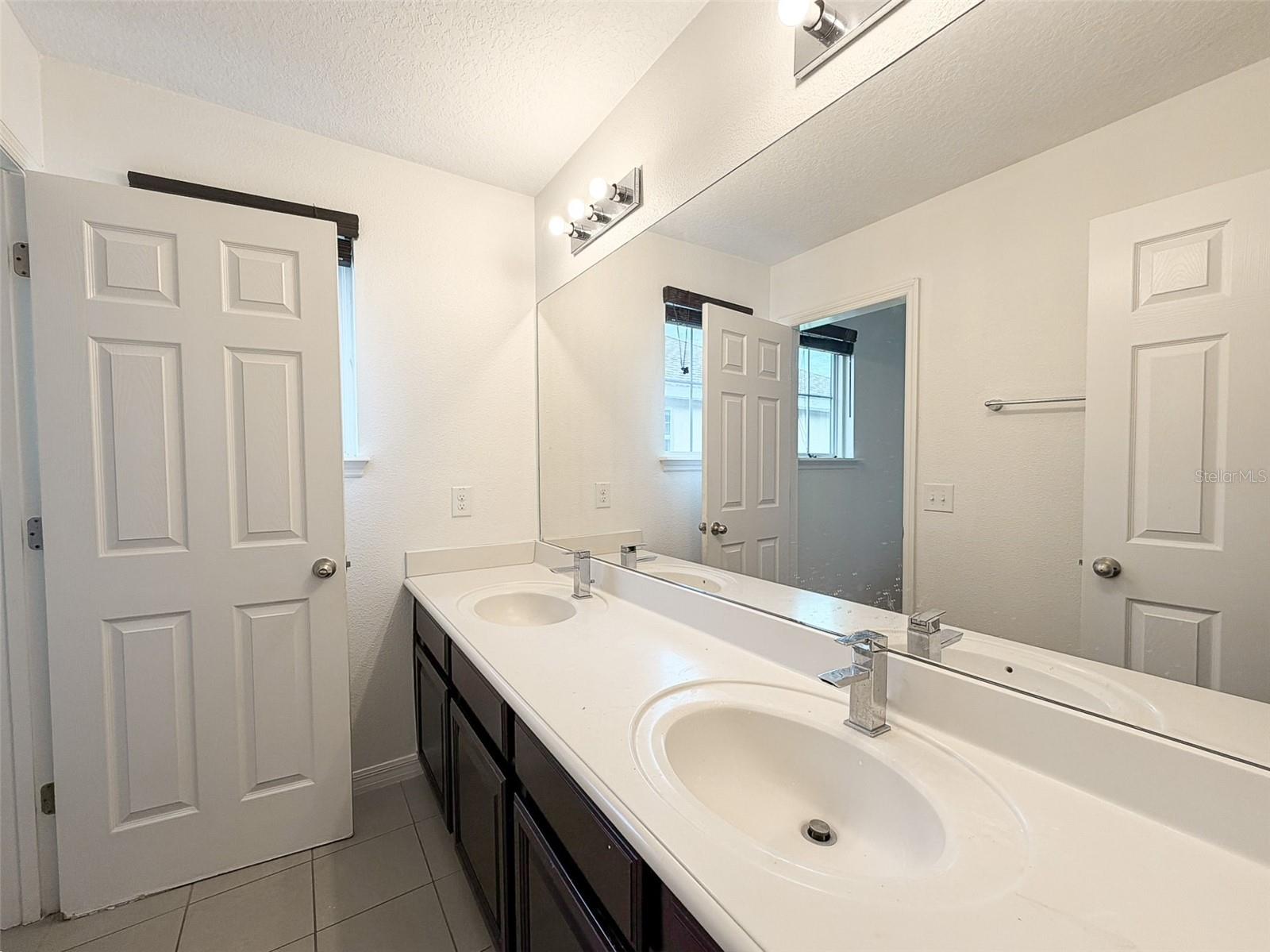 11804 SILVERLAKE PARK DR