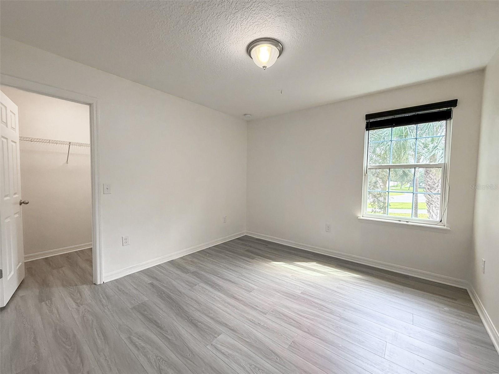 11804 SILVERLAKE PARK DR