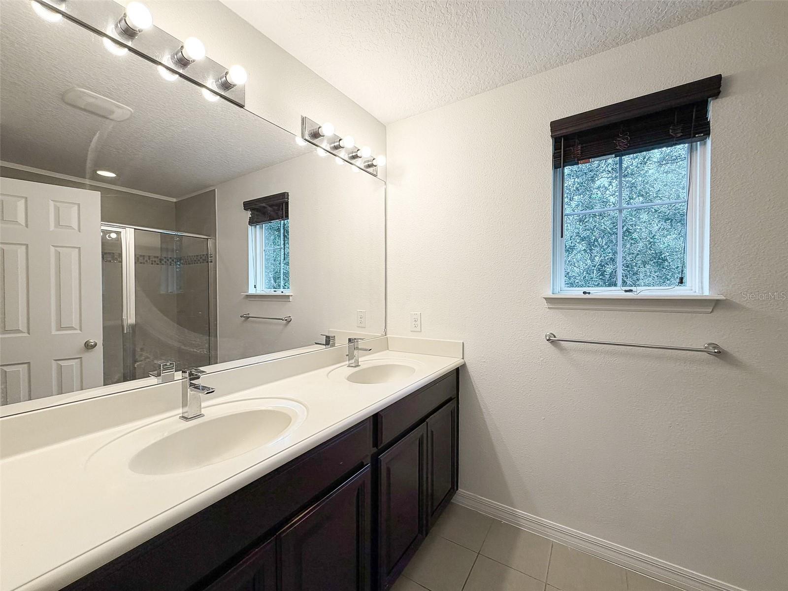 11804 SILVERLAKE PARK DR