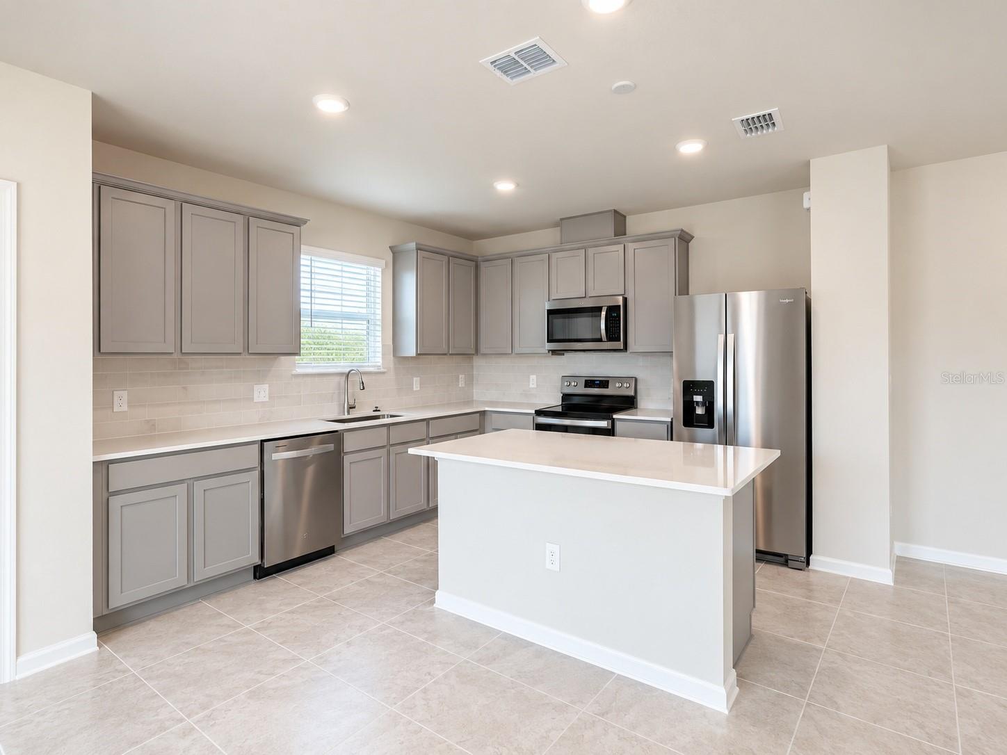 2250 LOVELY LN