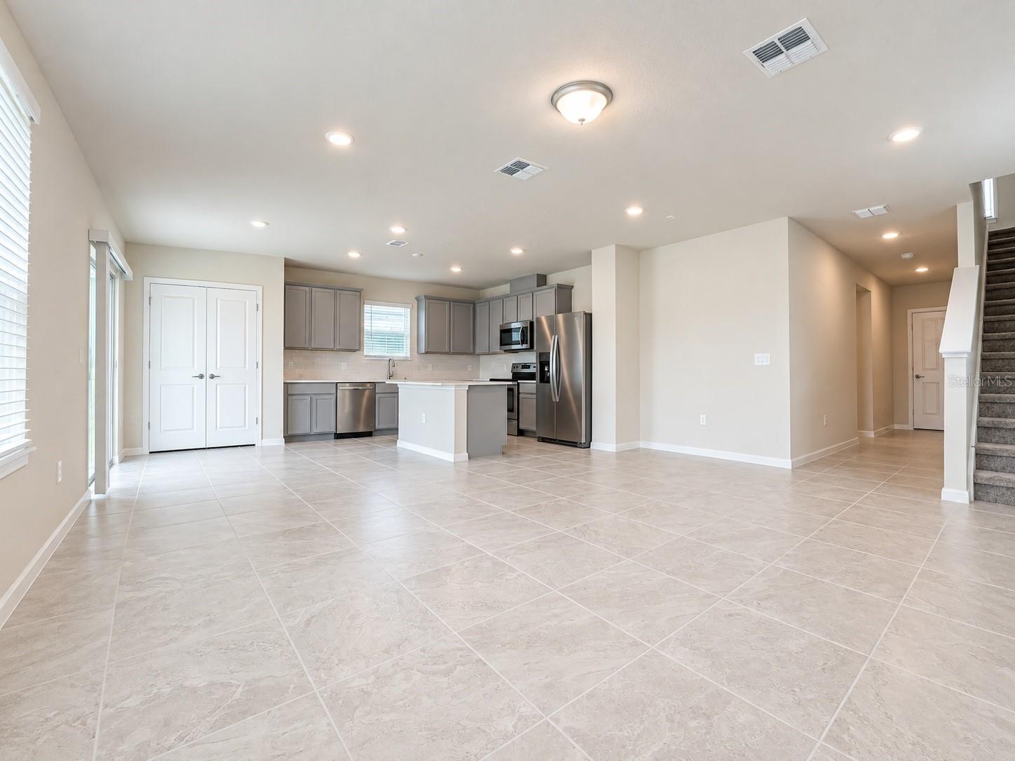 2250 LOVELY LN