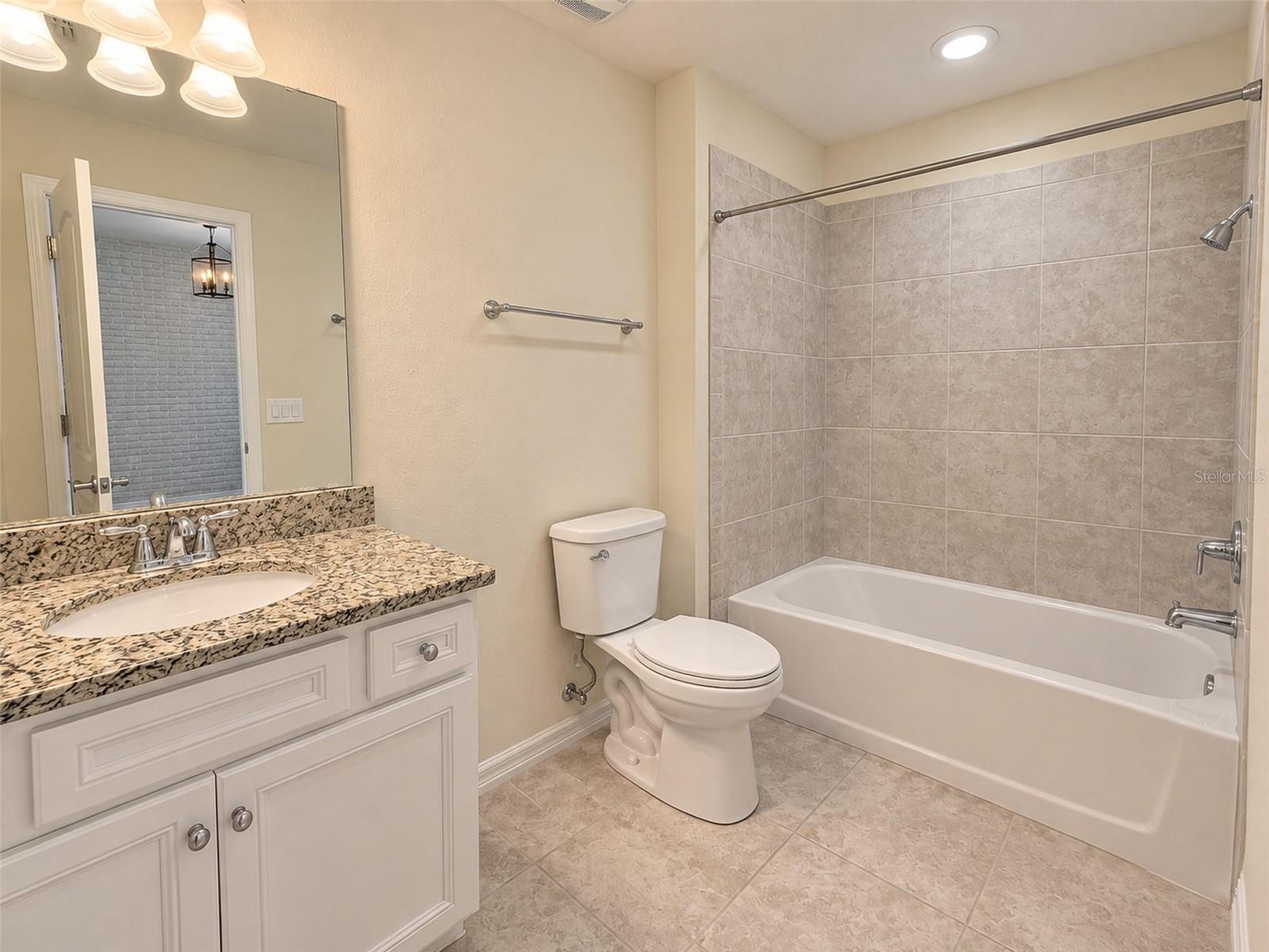 7328 OAKMOSS LOOP