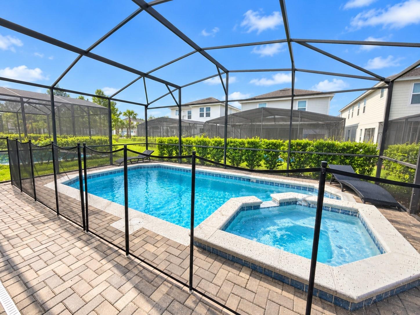 7328 OAKMOSS LOOP