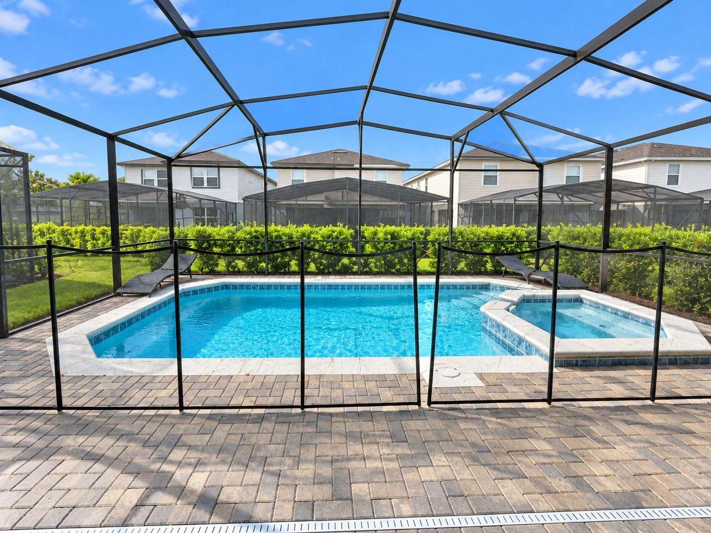 7328 OAKMOSS LOOP