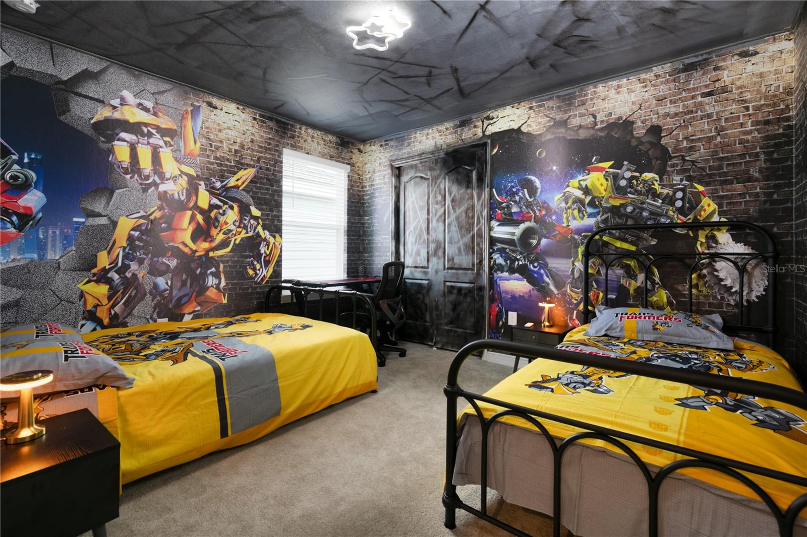 7227 OAKMOSS LOOP