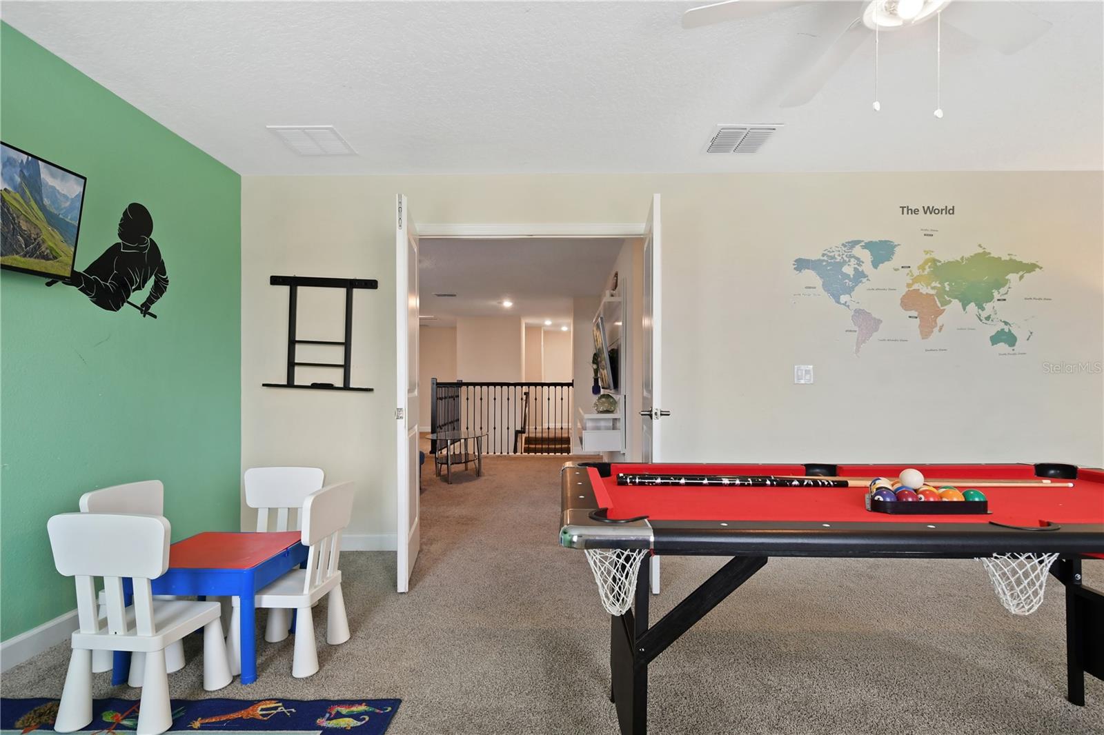 8834 CABOT CLIFFS DR