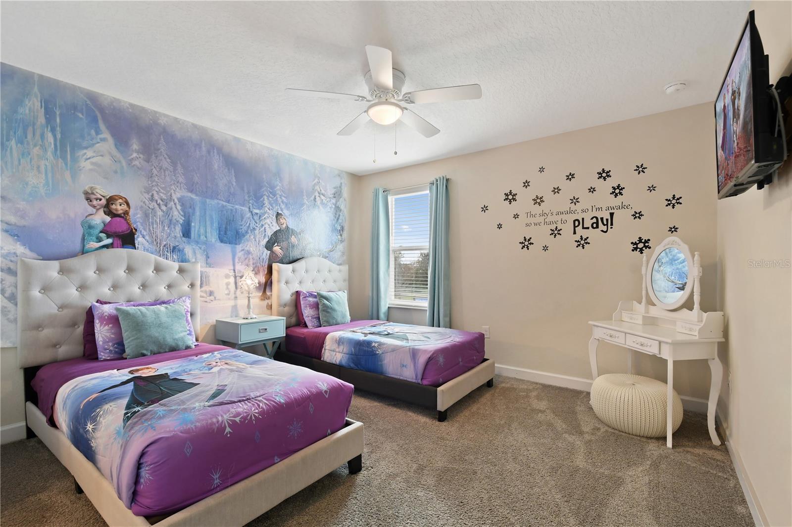8834 CABOT CLIFFS DR