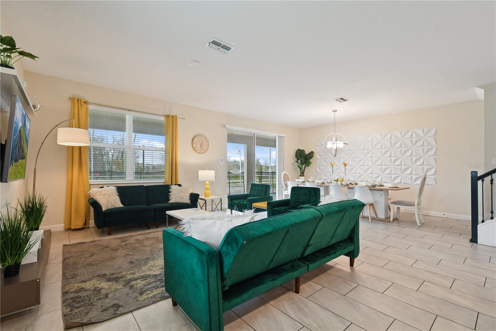 8834 CABOT CLIFFS DR