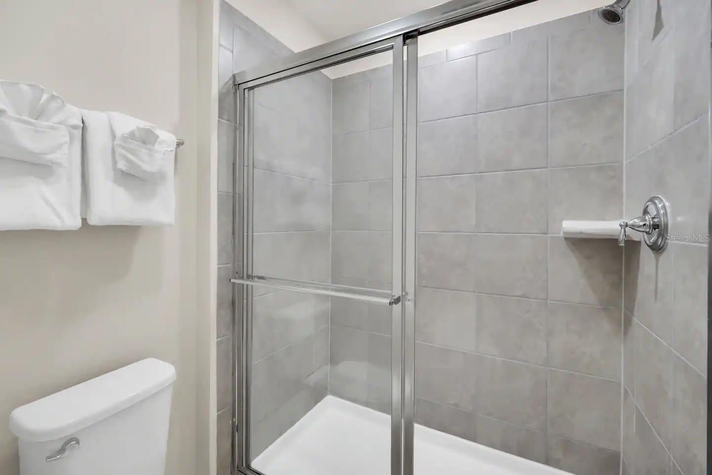7263 OAKMOSS LOOP