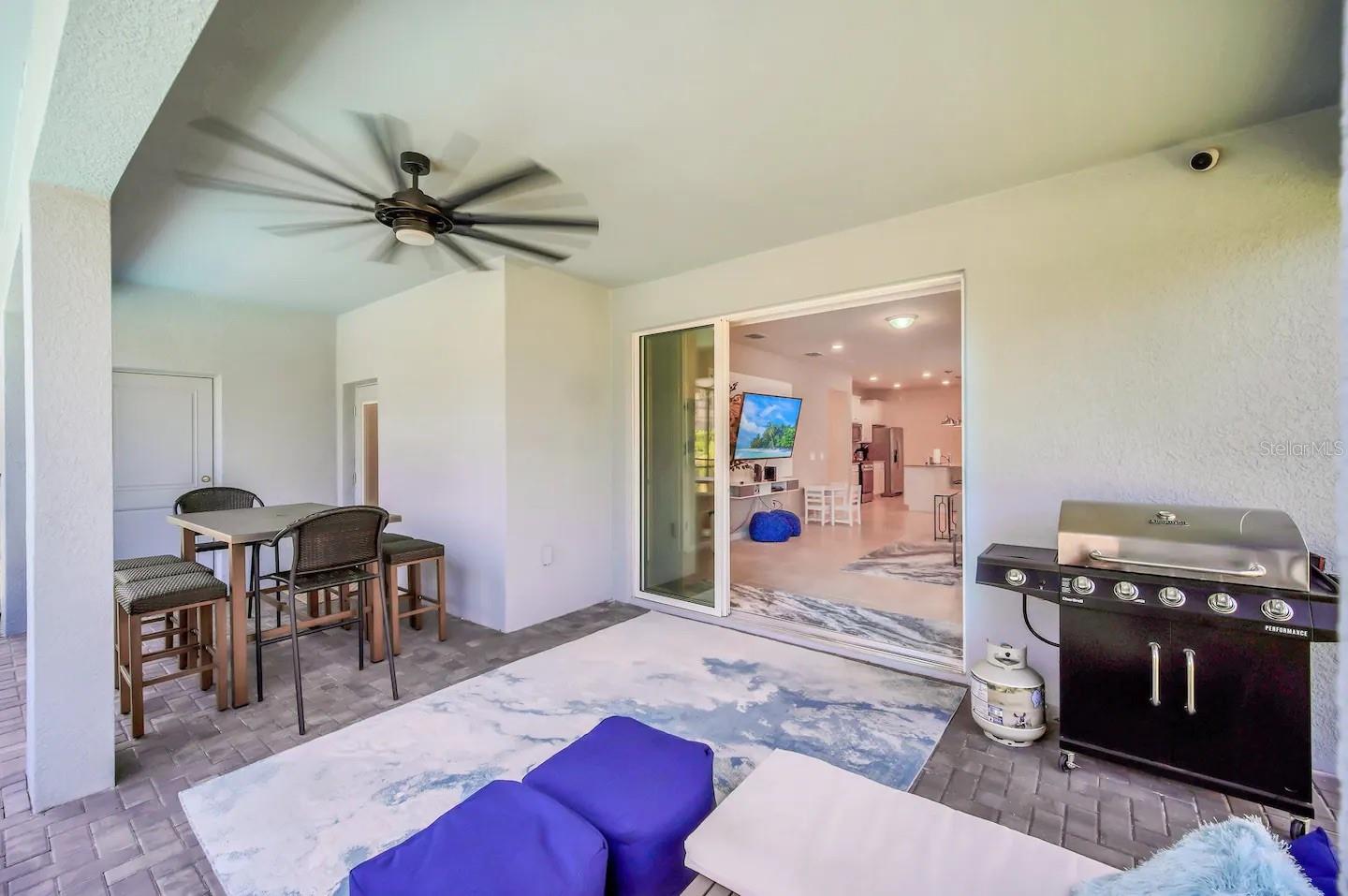 7263 OAKMOSS LOOP