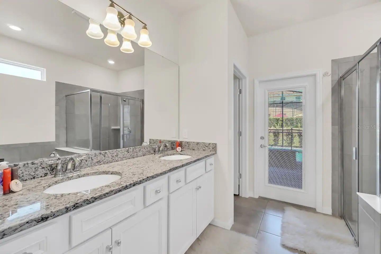7263 OAKMOSS LOOP