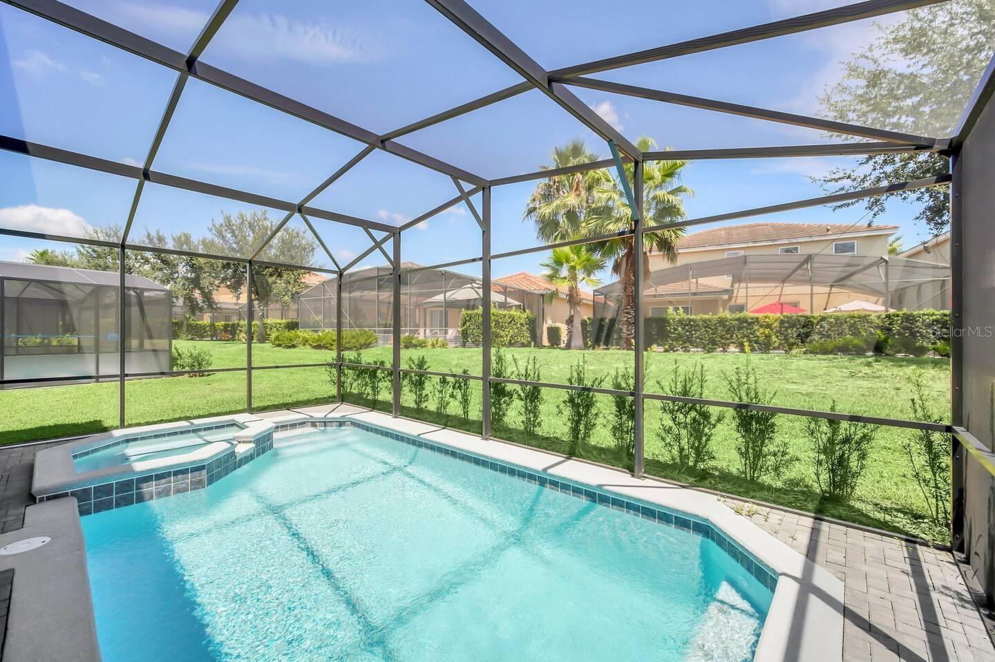 7263 OAKMOSS LOOP