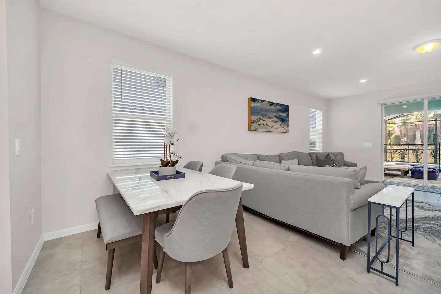 7263 OAKMOSS LOOP