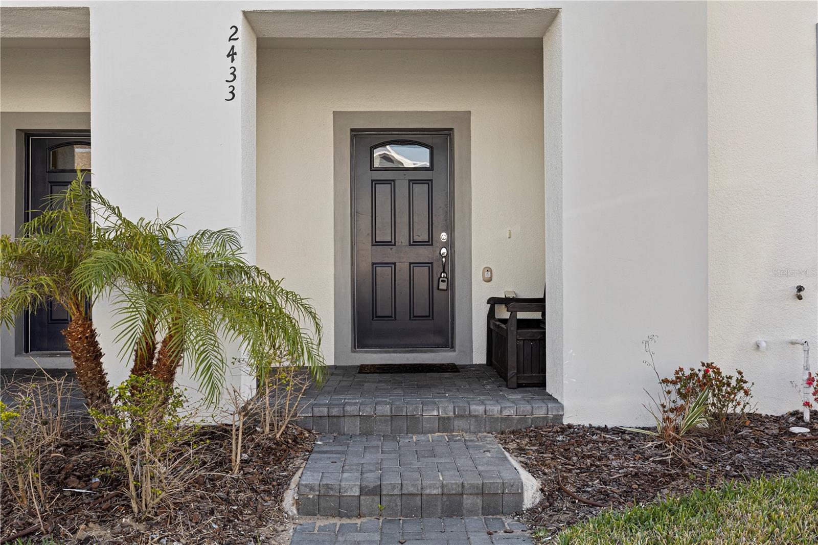 2433 DUBAI ST