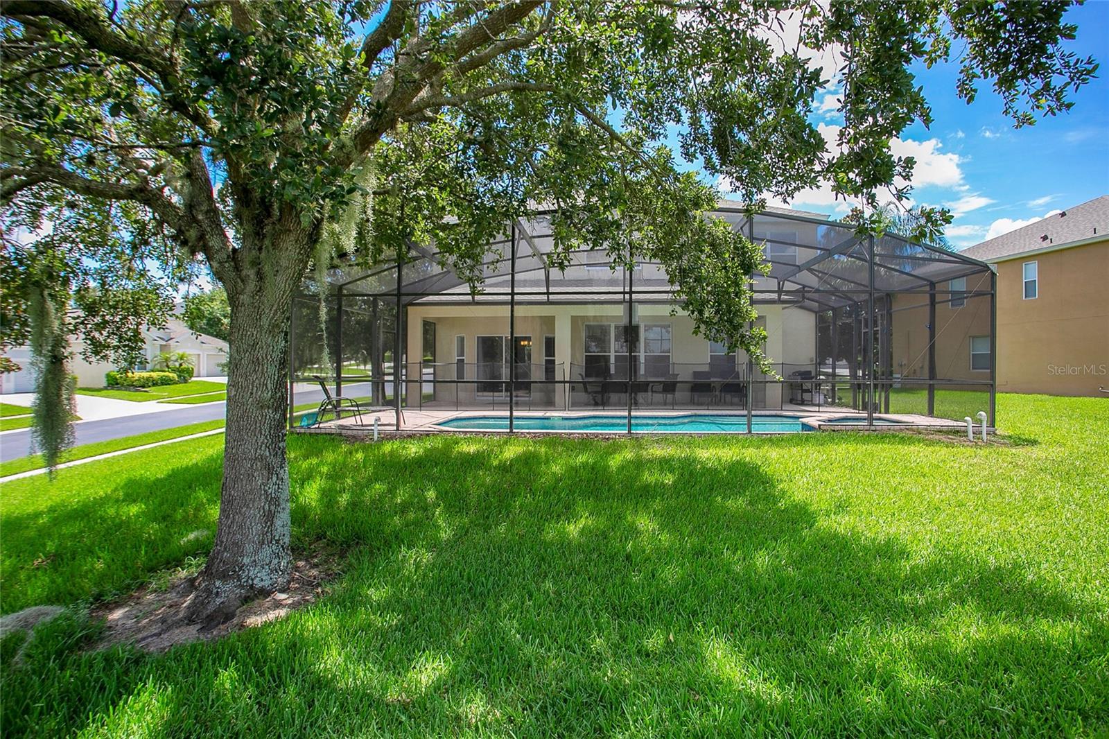2669 MANESTY LN