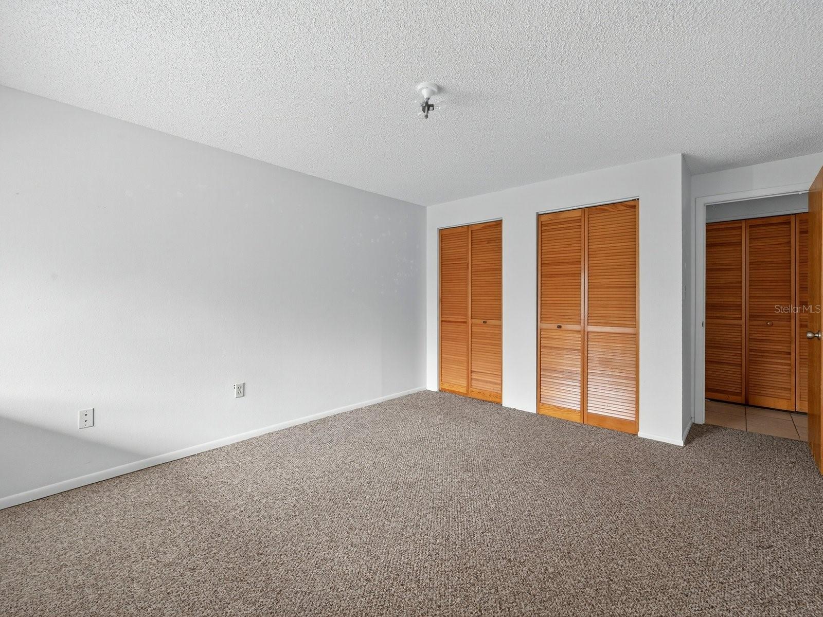 408 COUNTRY LANE #408