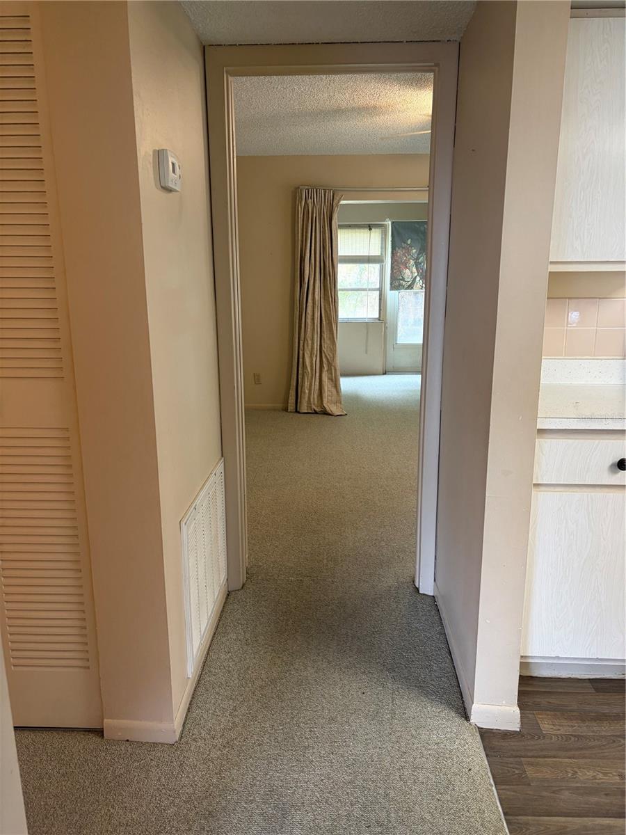400 EL CAMINO DR #114