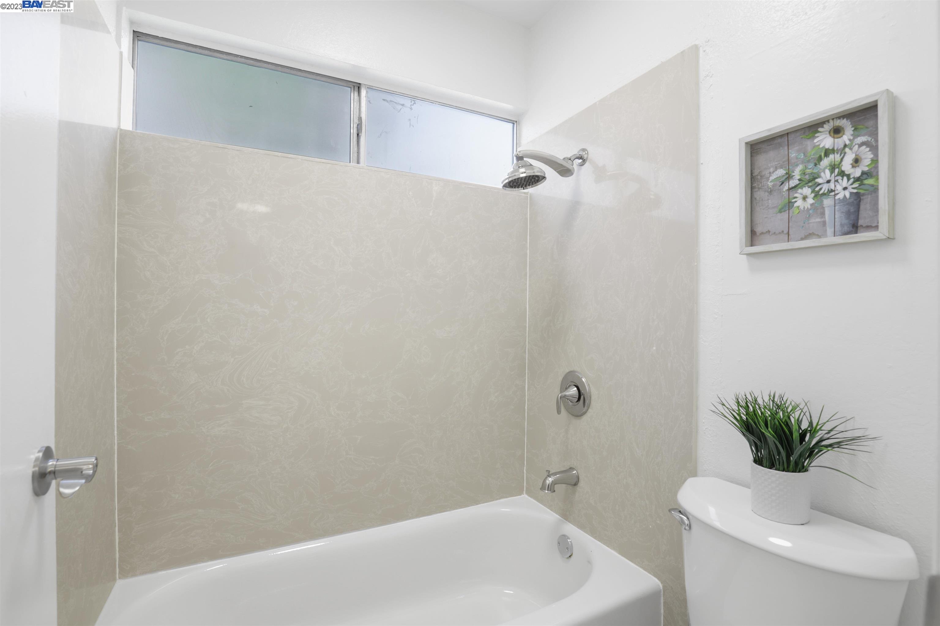 1001 Murrieta Blvd # 114