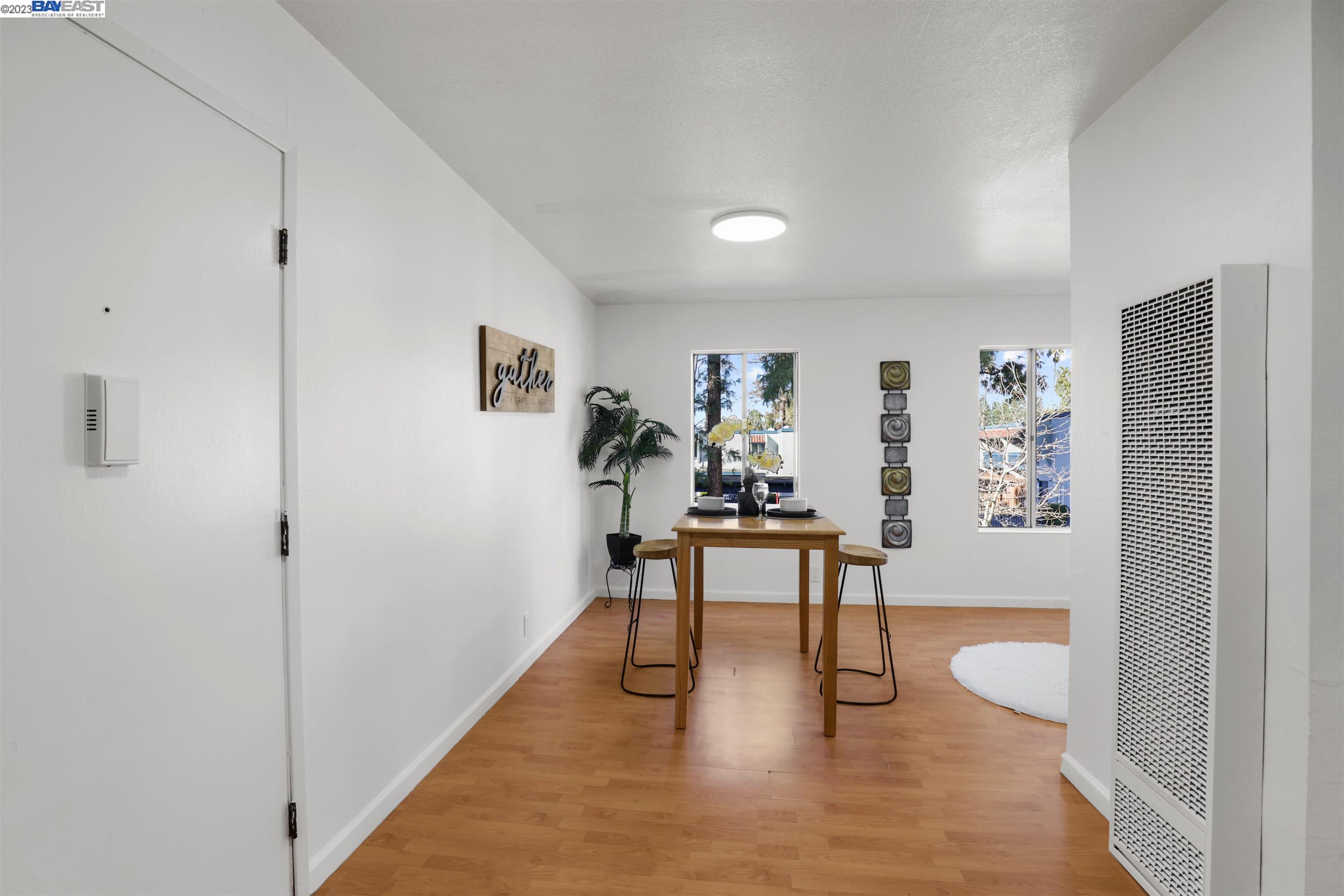 1001 Murrieta Blvd # 114