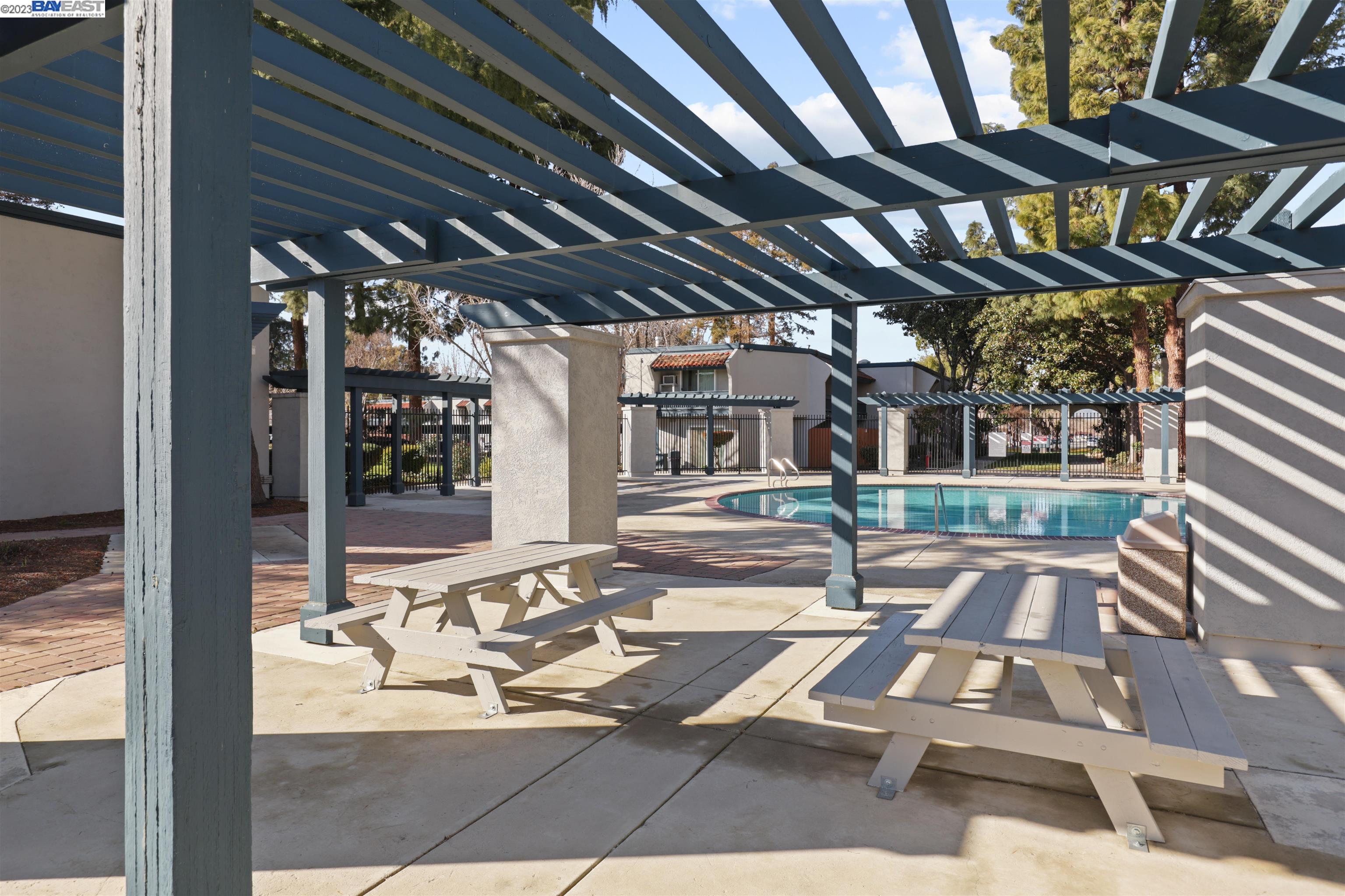 1001 Murrieta Blvd # 114