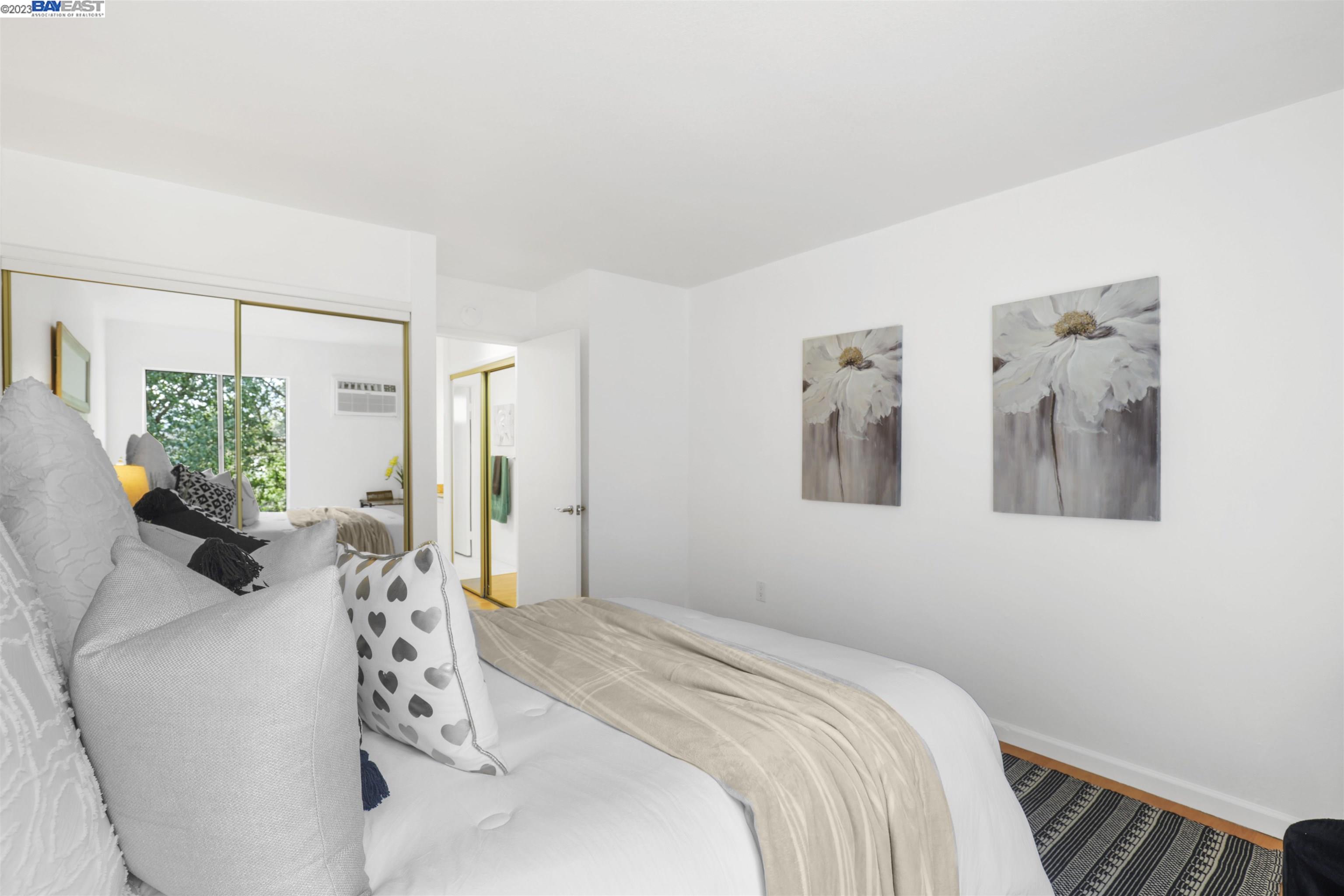 1001 Murrieta Blvd # 114