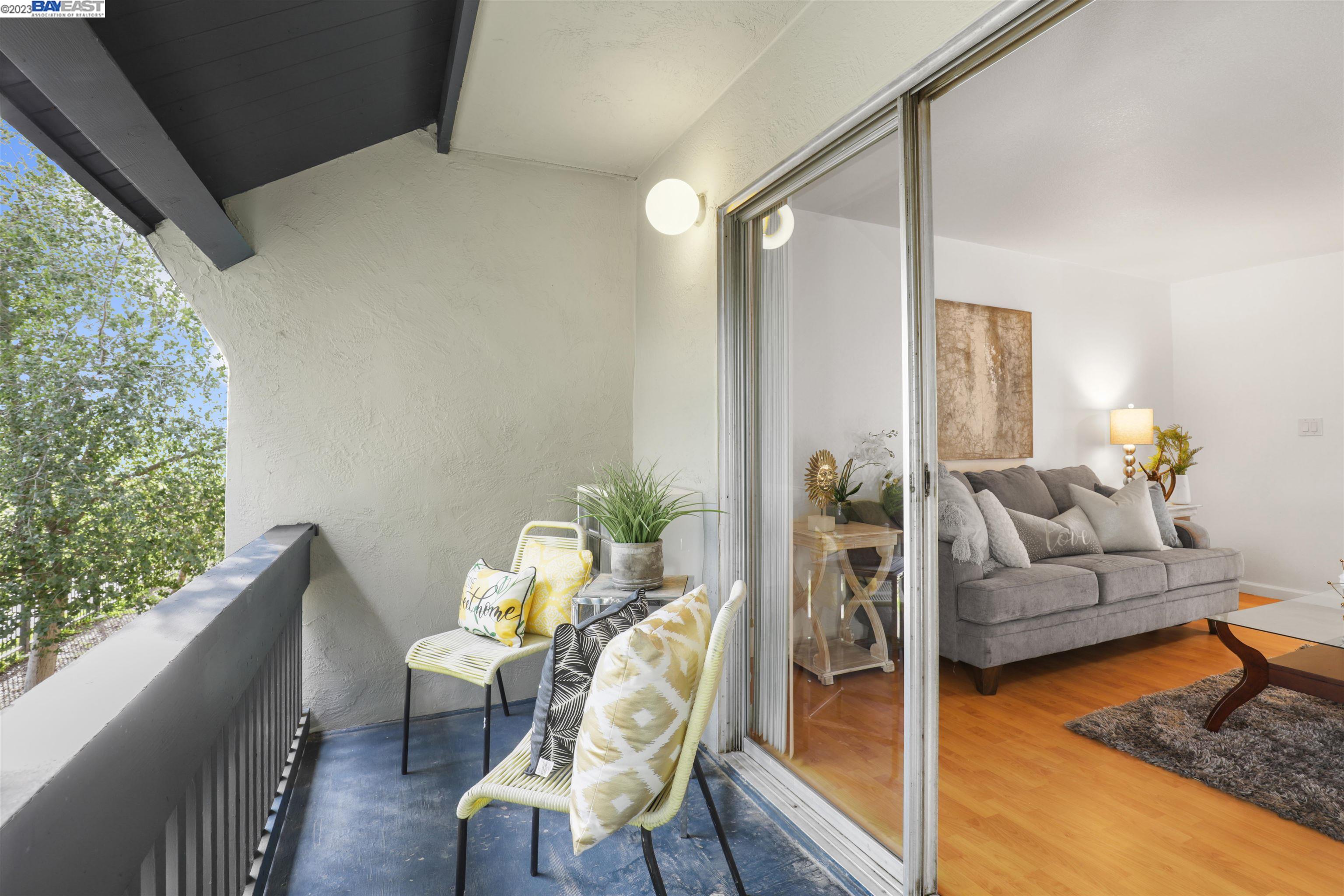 1001 Murrieta Blvd # 114