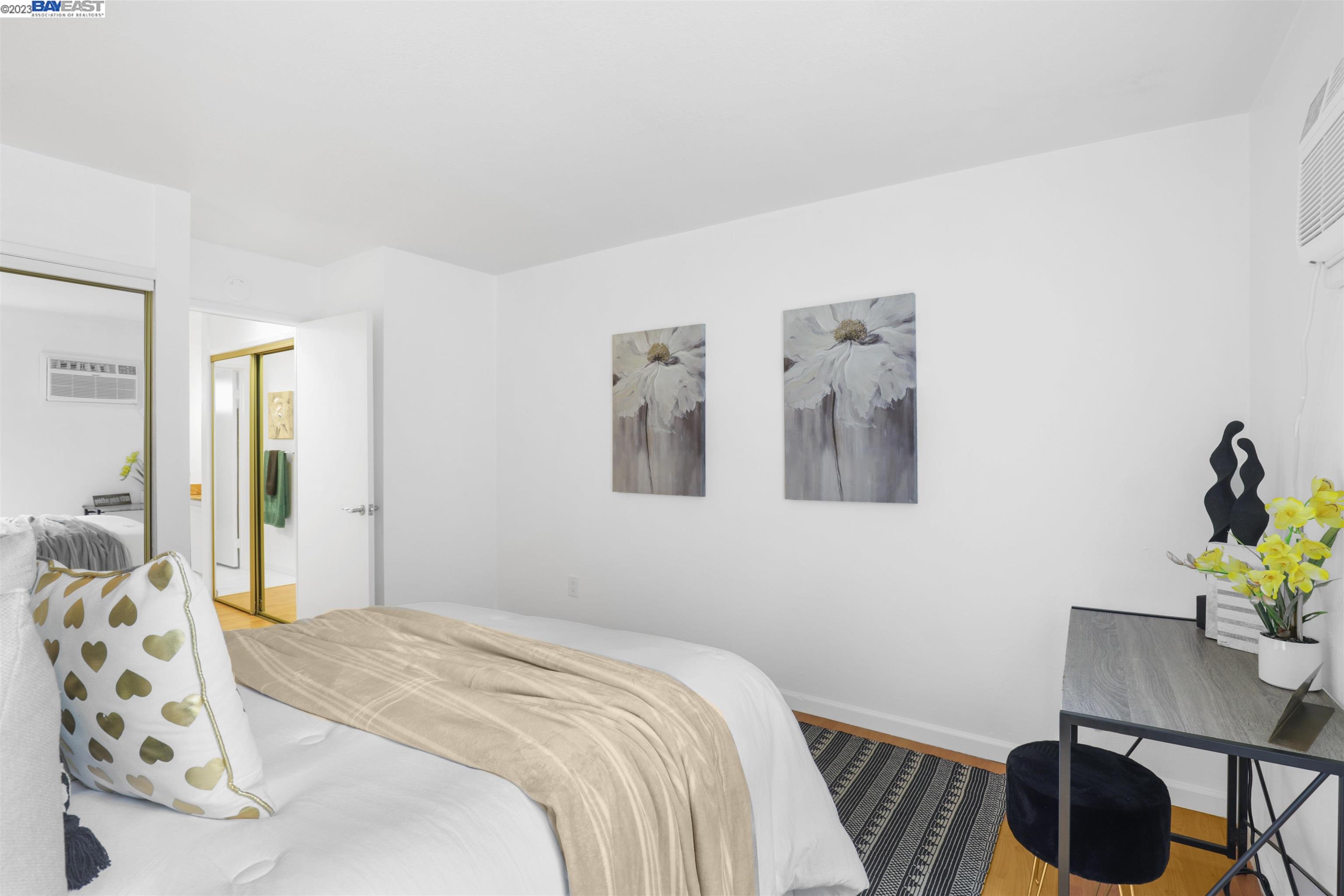 1001 Murrieta Blvd # 114