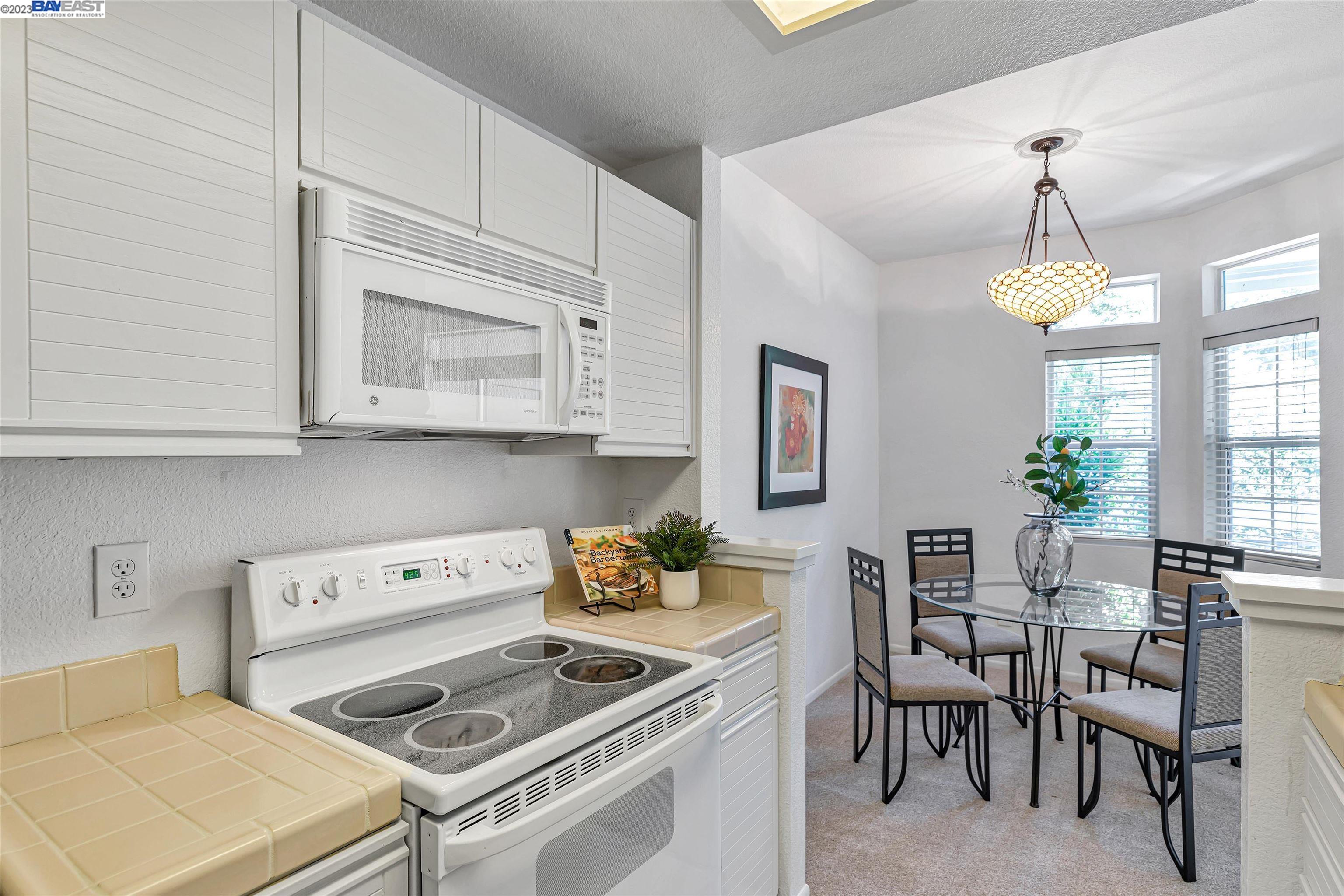 7855 Canyon Meadow Cir Unit: E