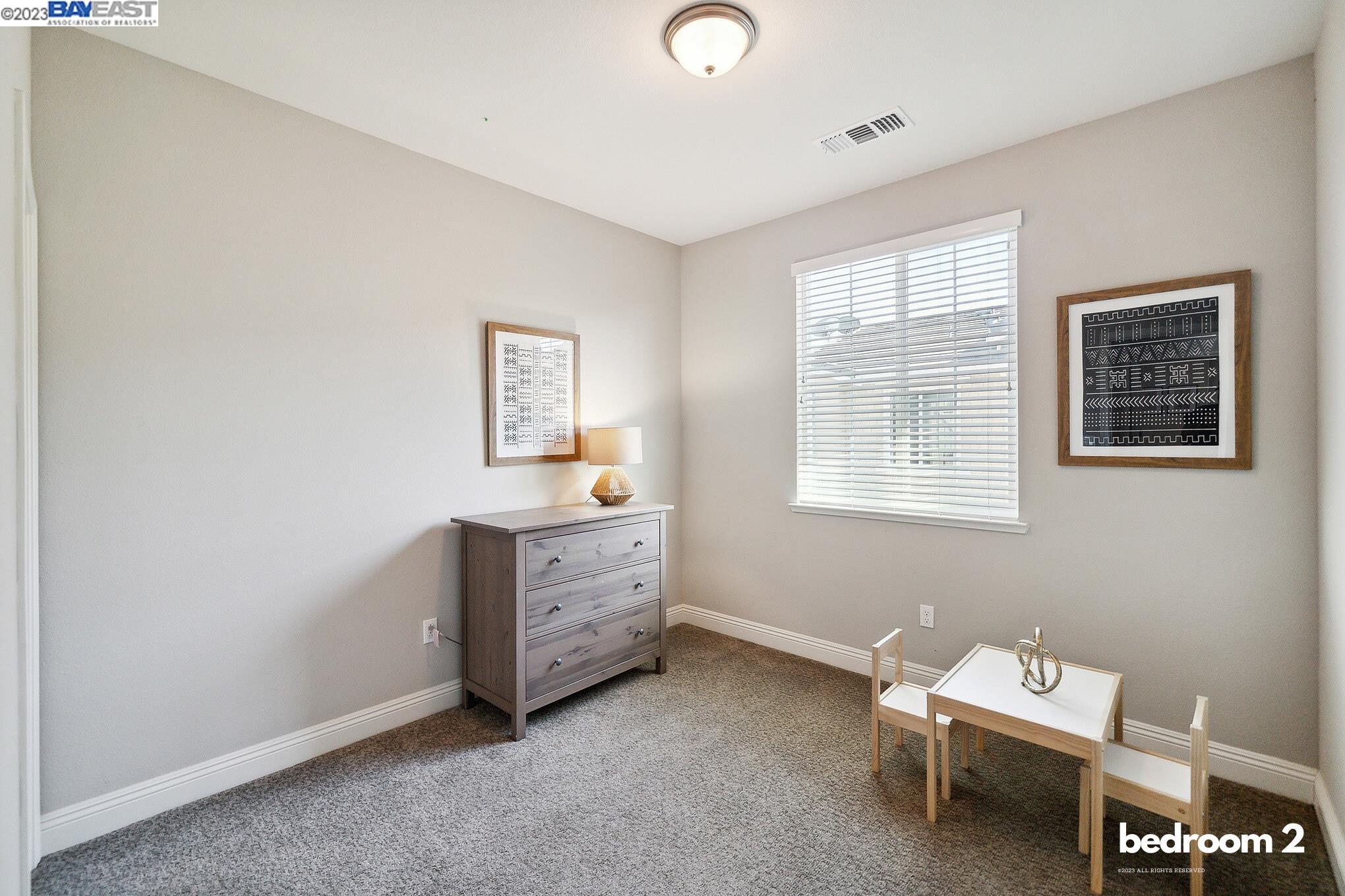 6602 S Mariposa Lane