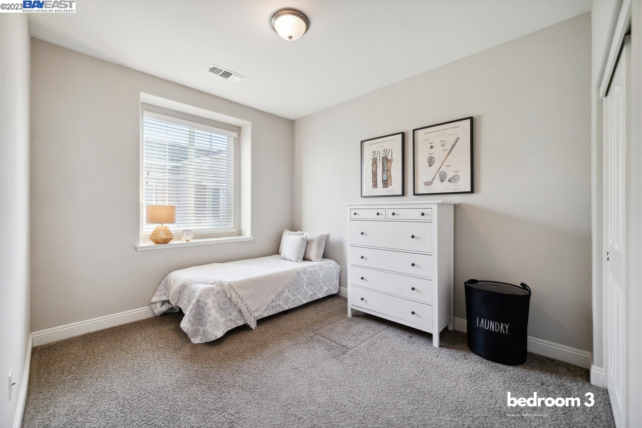 6602 S Mariposa Lane