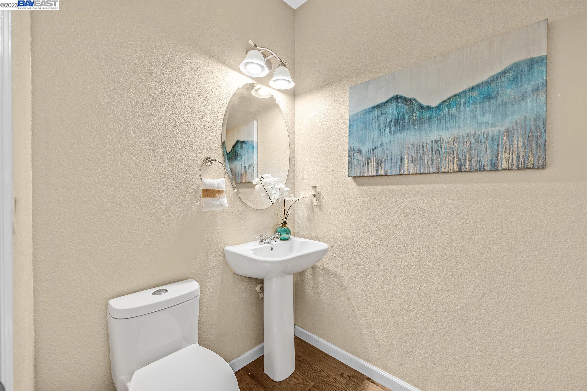 1649 Whispering Wind Dr