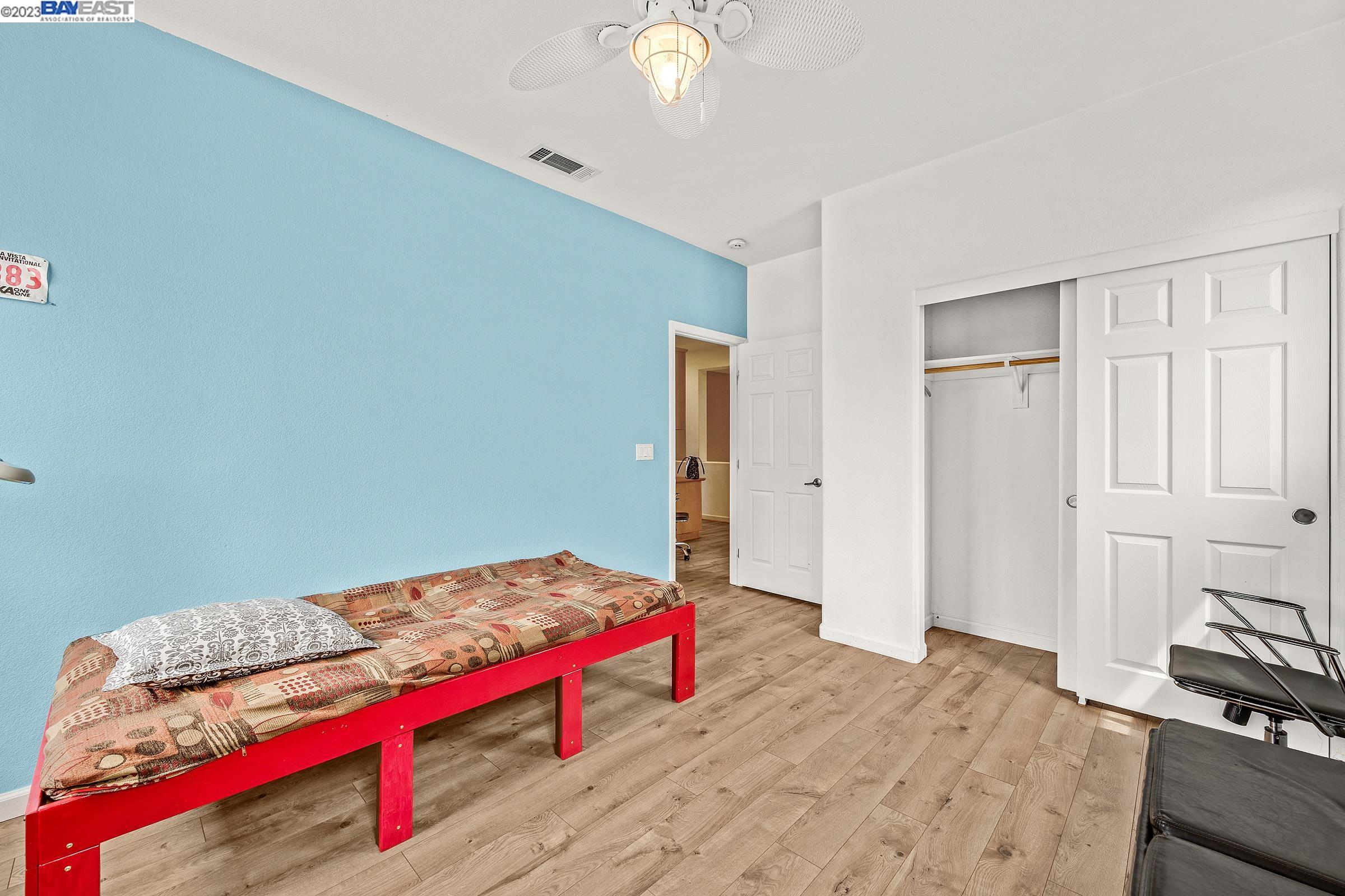 1649 Whispering Wind Dr