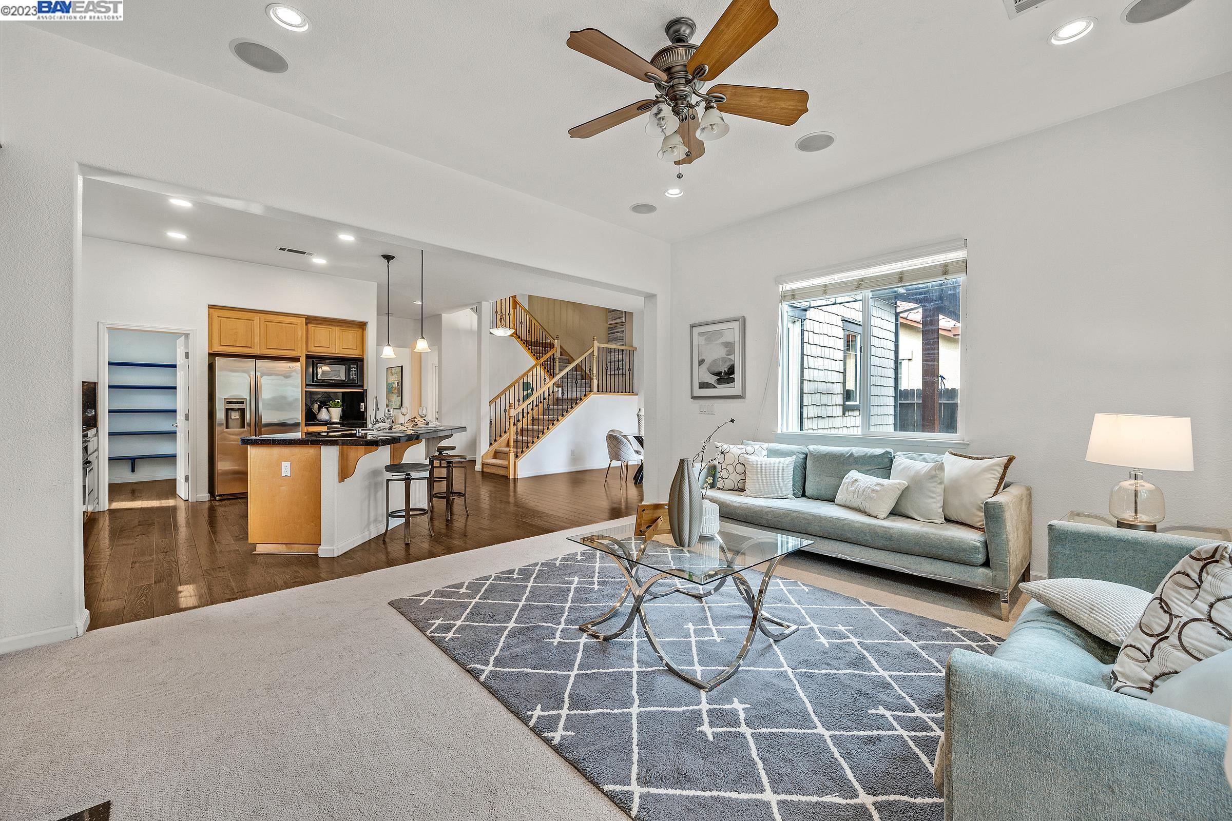 1649 Whispering Wind Dr