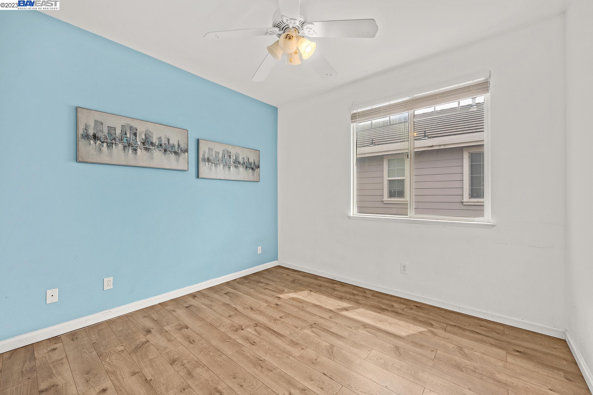 1649 Whispering Wind Dr