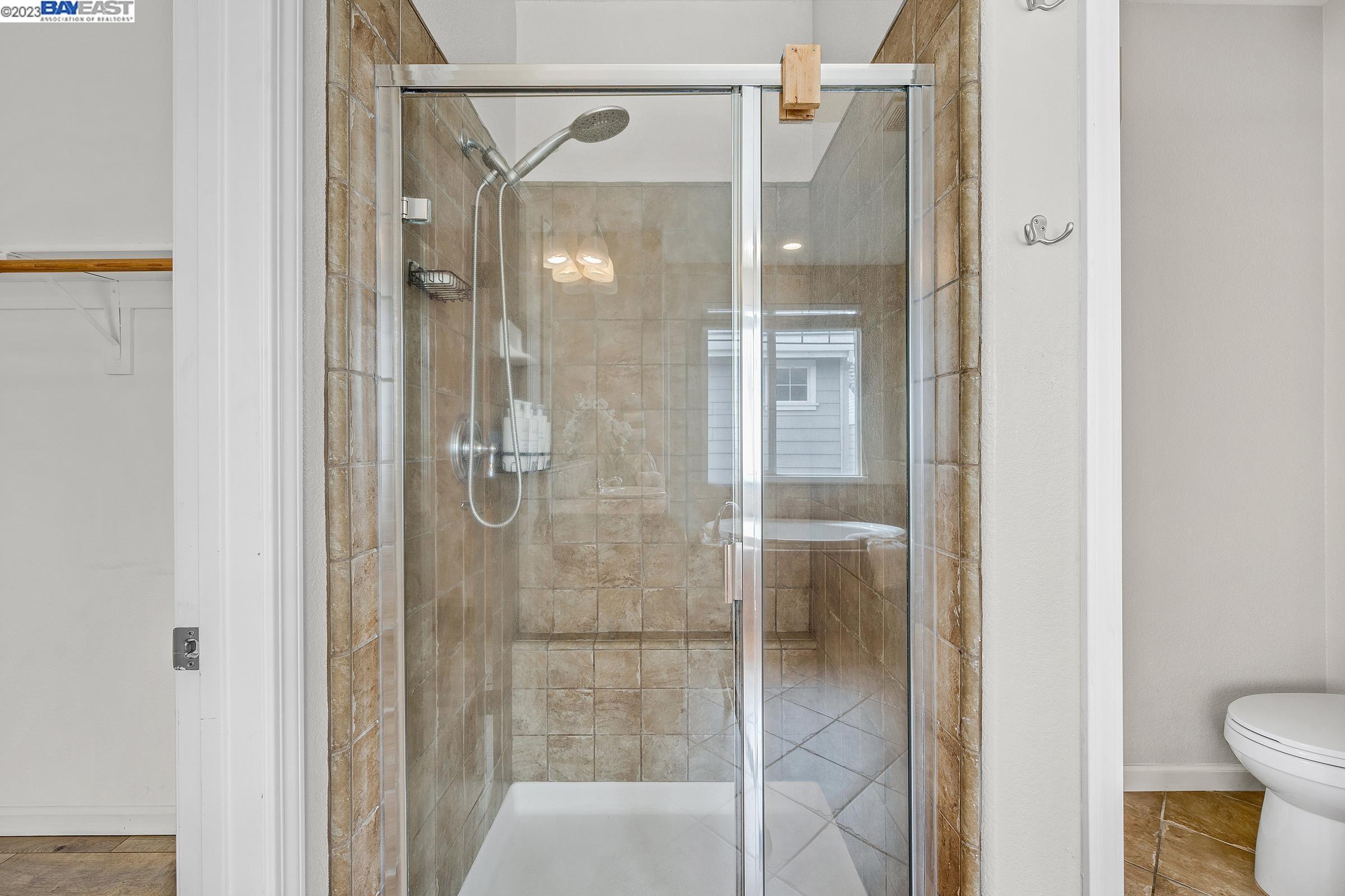 1649 Whispering Wind Dr