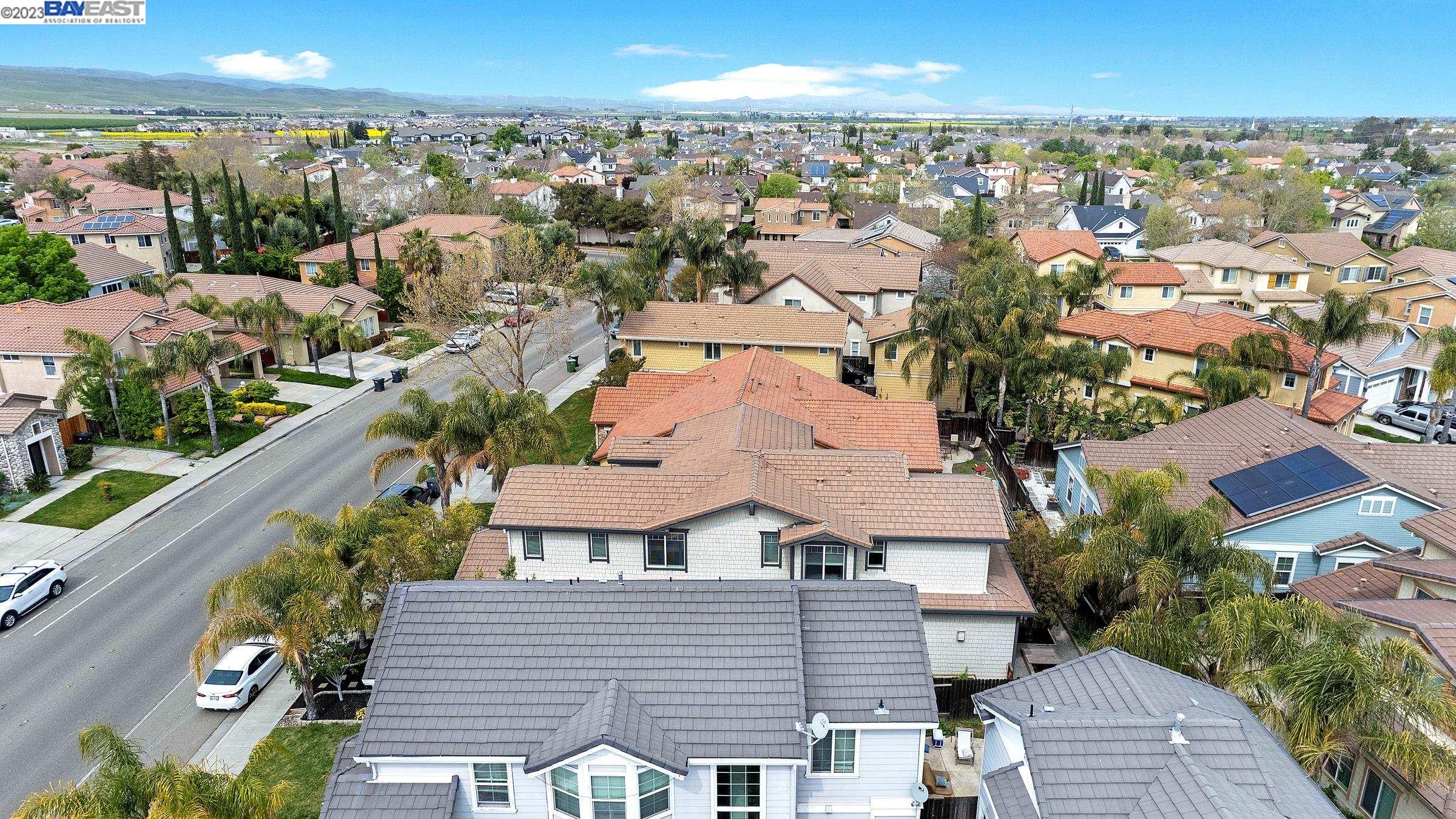 1649 Whispering Wind Dr