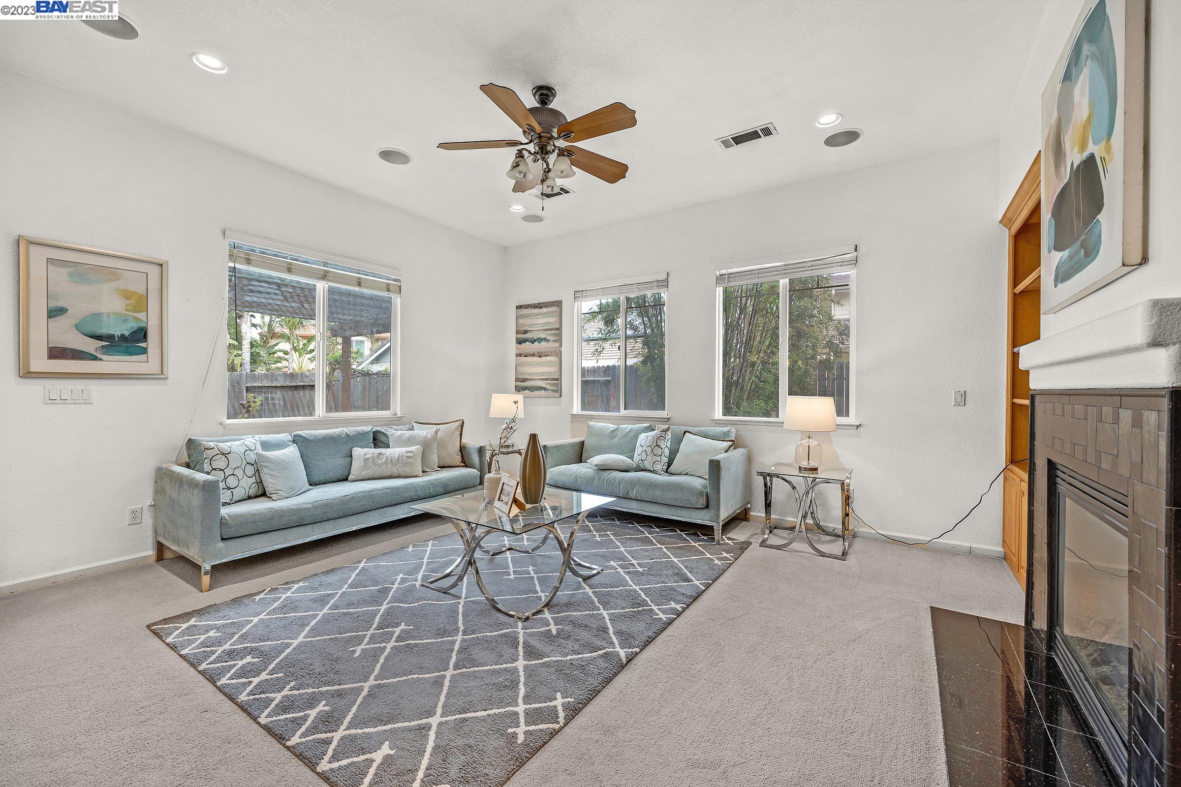 1649 Whispering Wind Dr