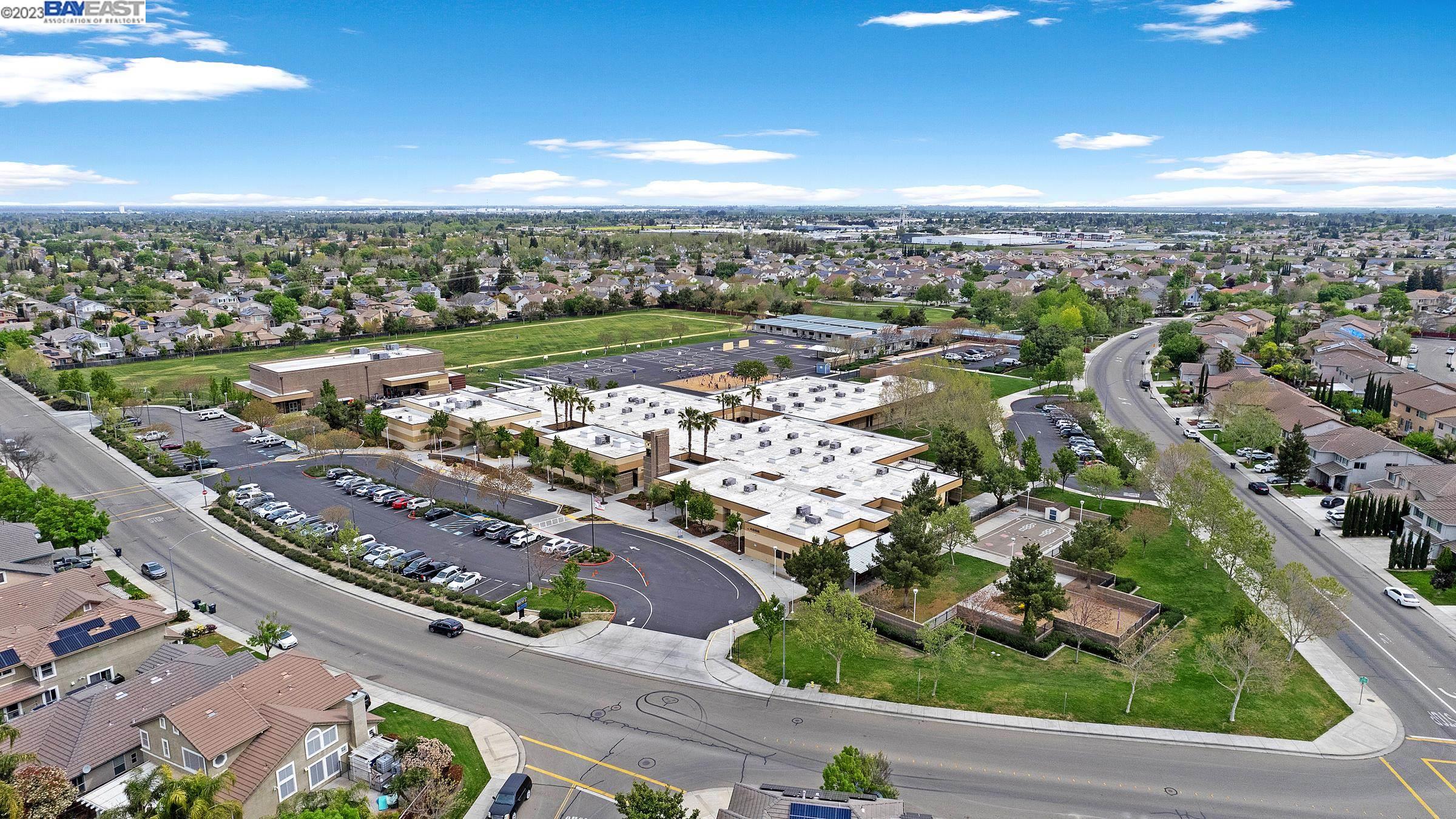 1649 Whispering Wind Dr