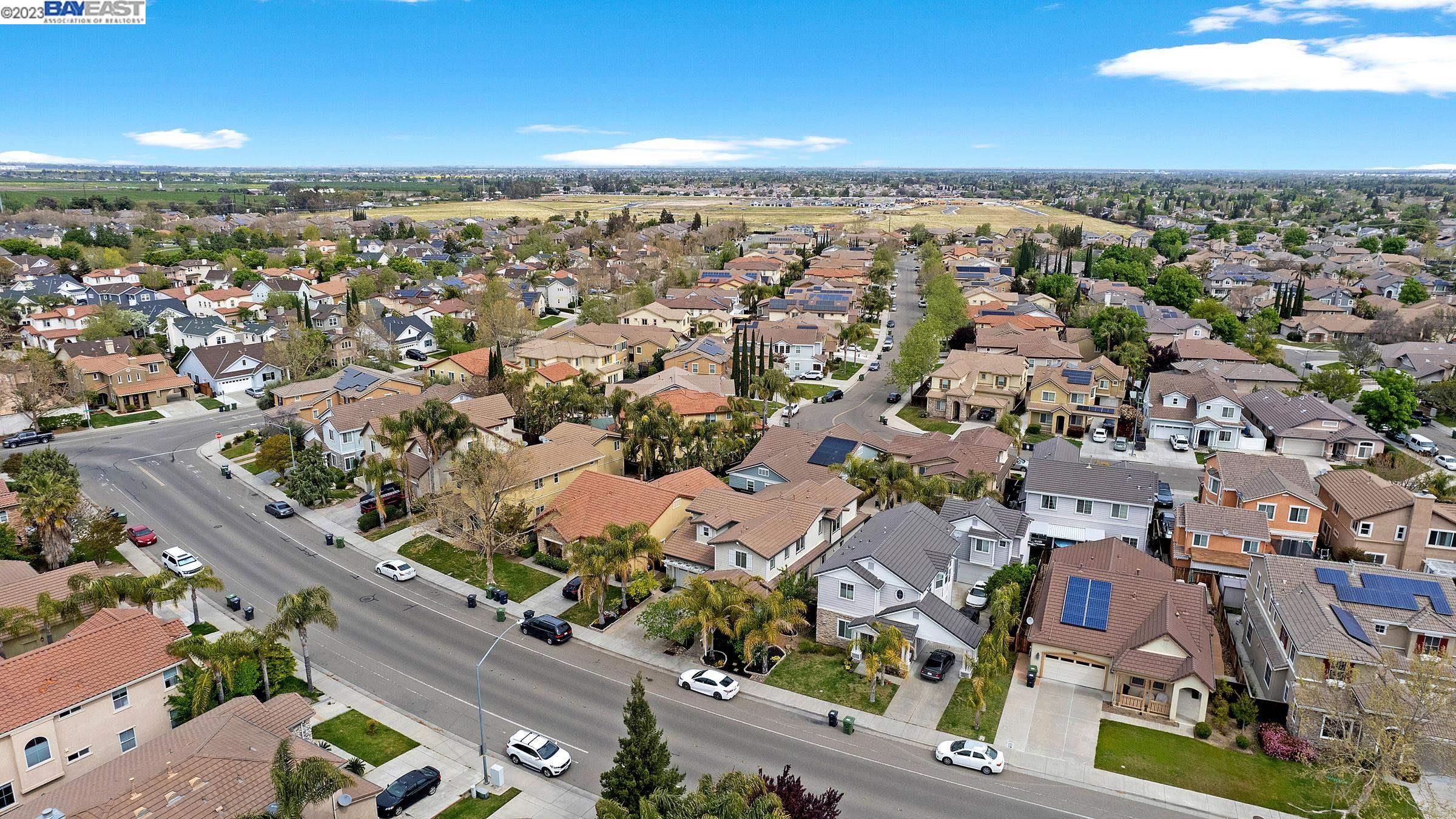 1649 Whispering Wind Dr