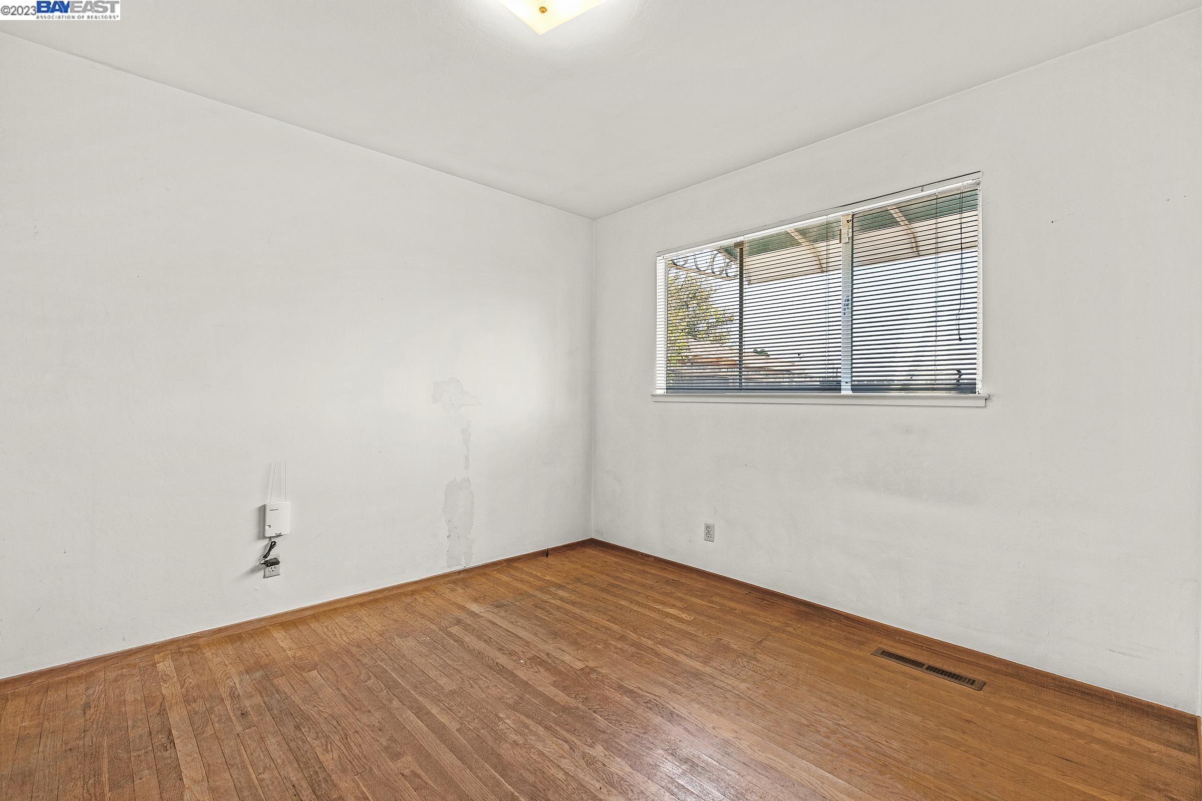 2638 Sleepy Hollow Avenue