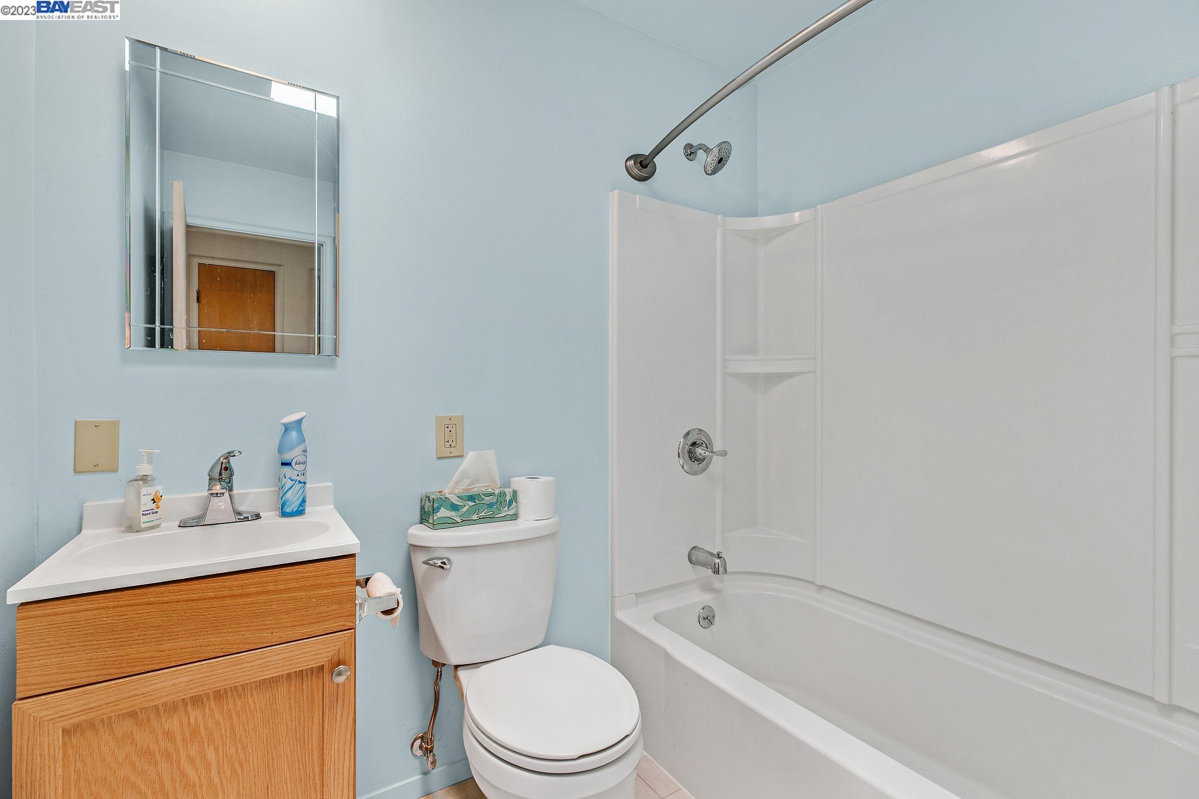 2638 Sleepy Hollow Avenue