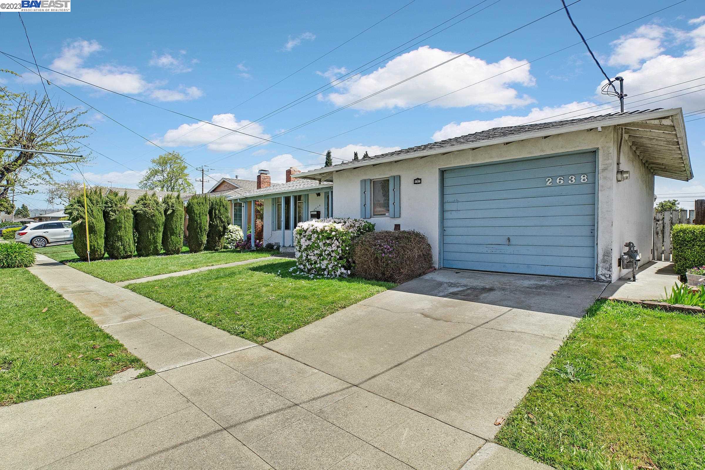 2638 Sleepy Hollow Avenue