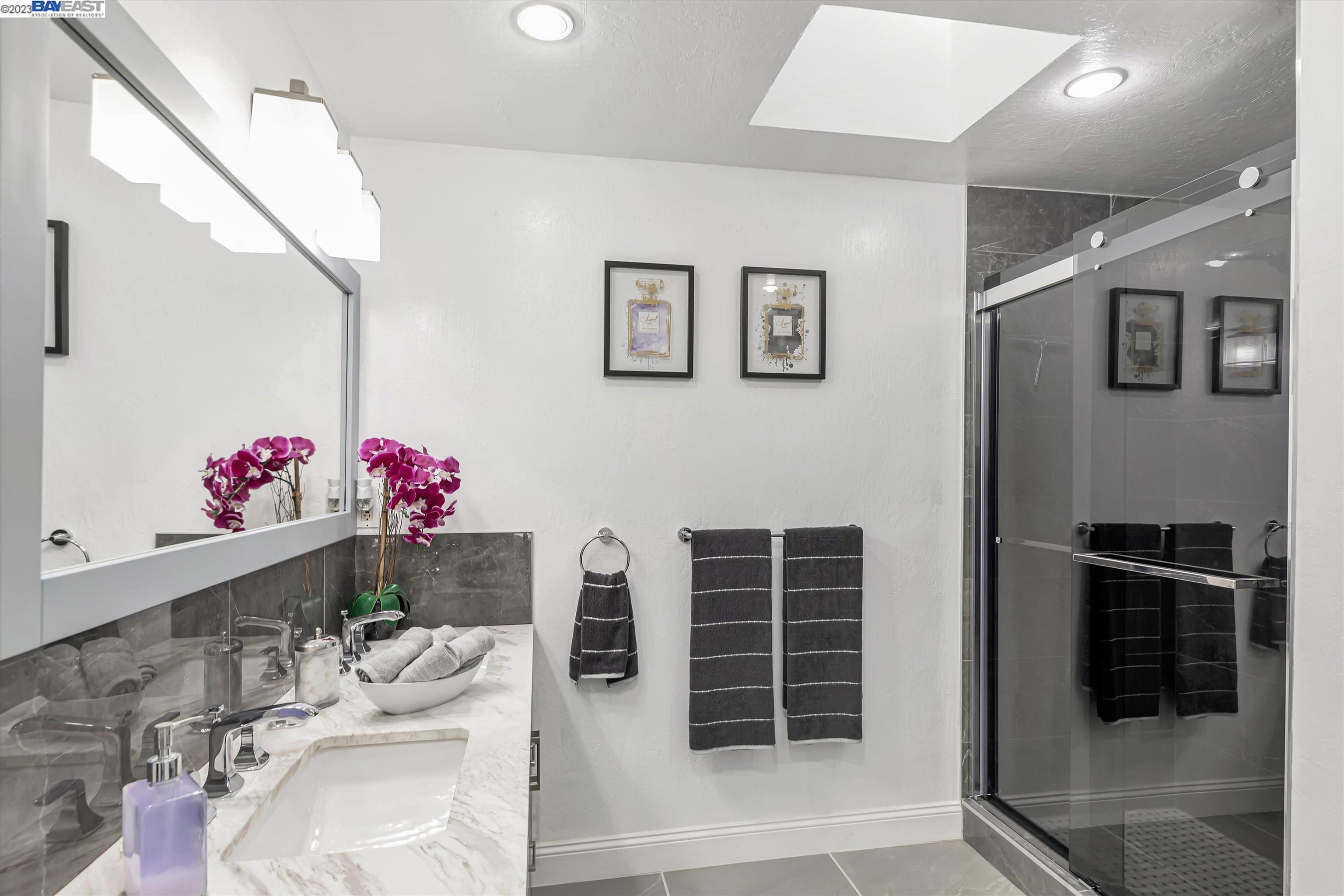 1739 Saint Helena Dr