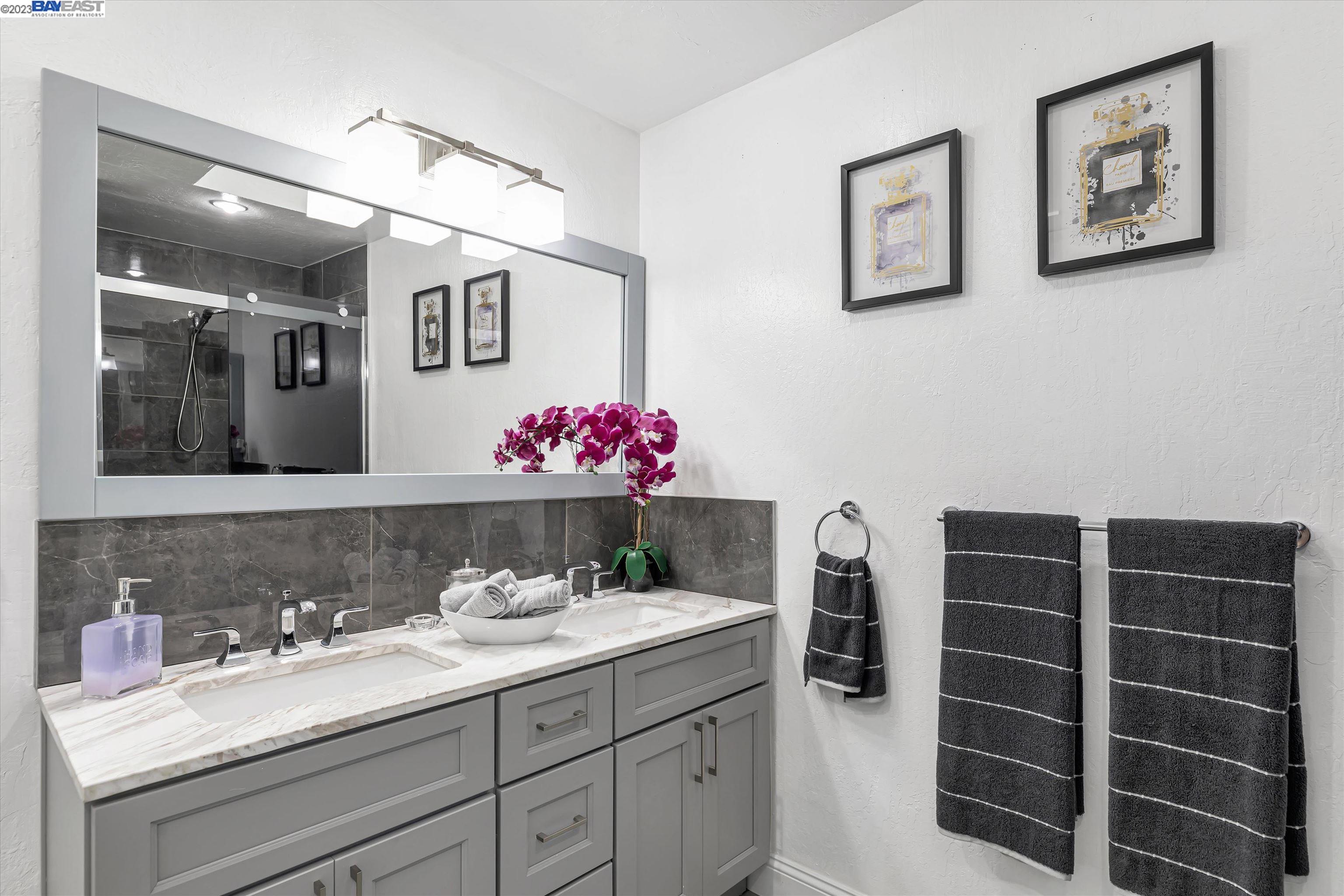 1739 Saint Helena Dr