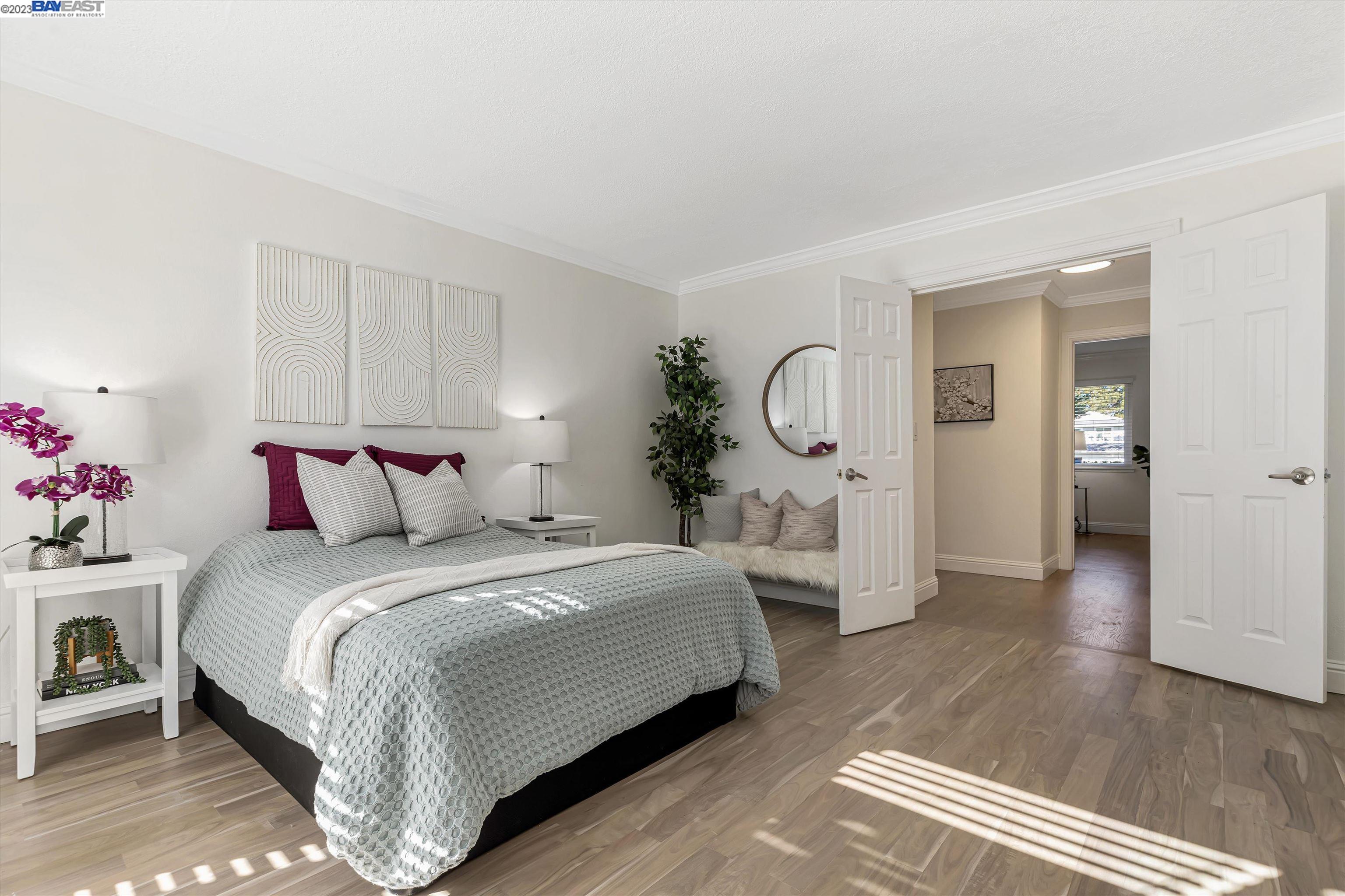 1739 Saint Helena Dr