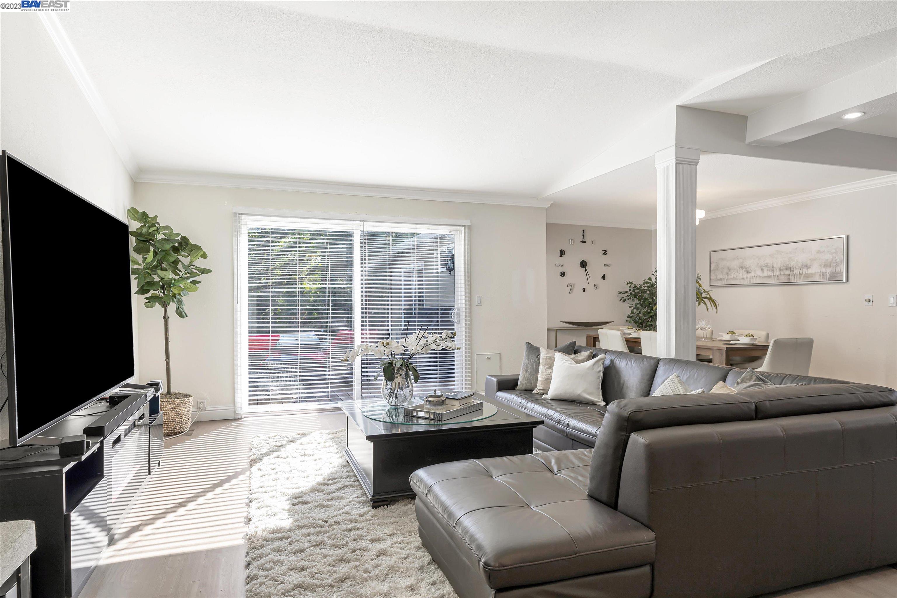 1739 Saint Helena Dr