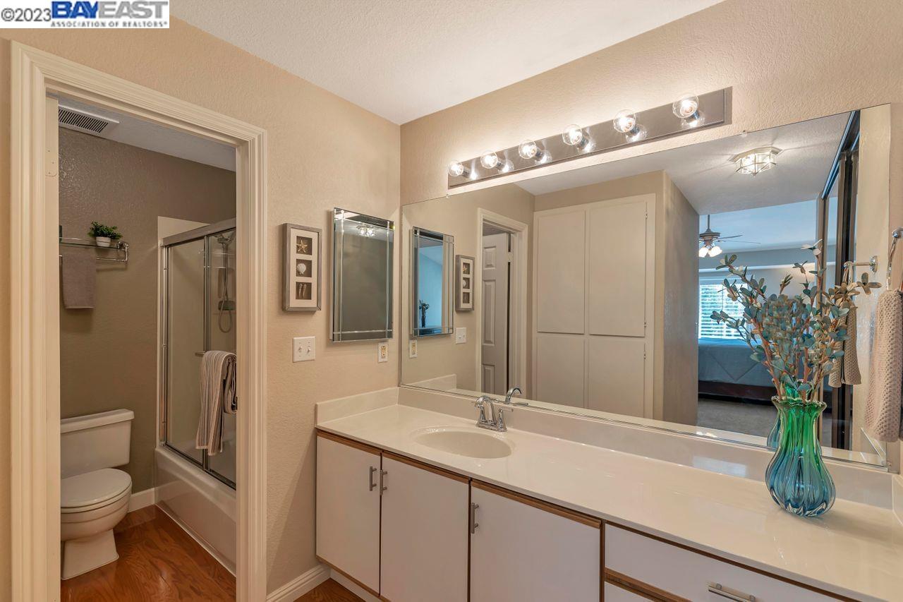 302 Norris Canyon Ter