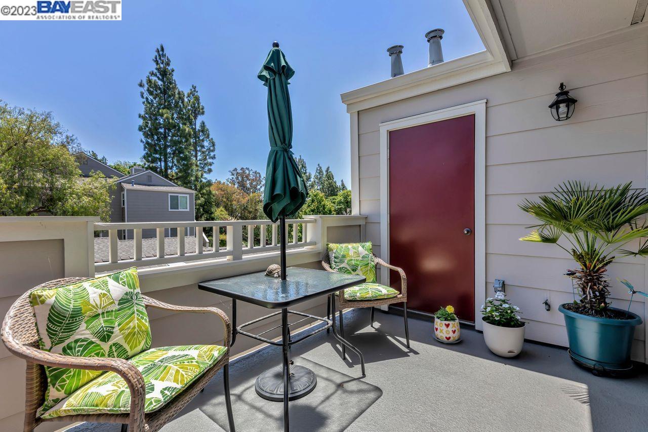 302 Norris Canyon Ter