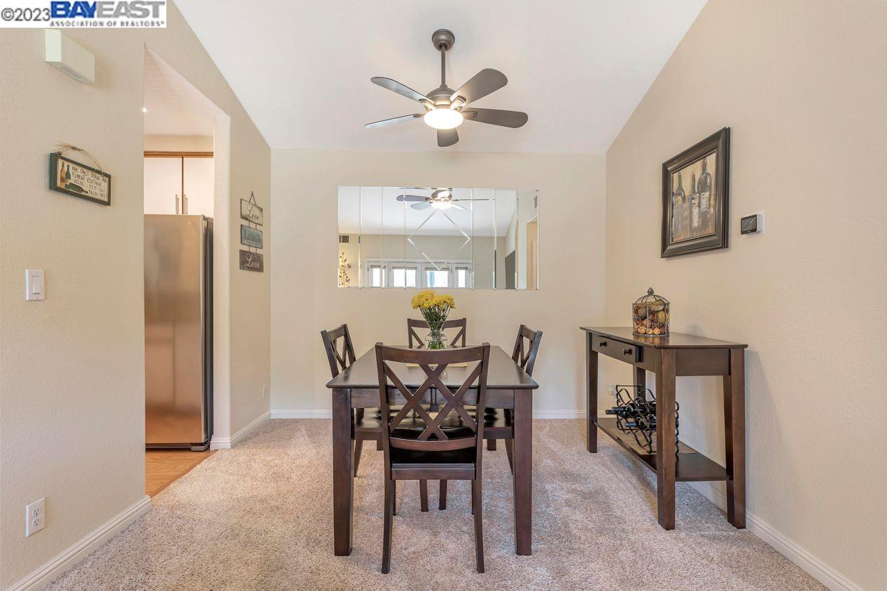 302 Norris Canyon Ter