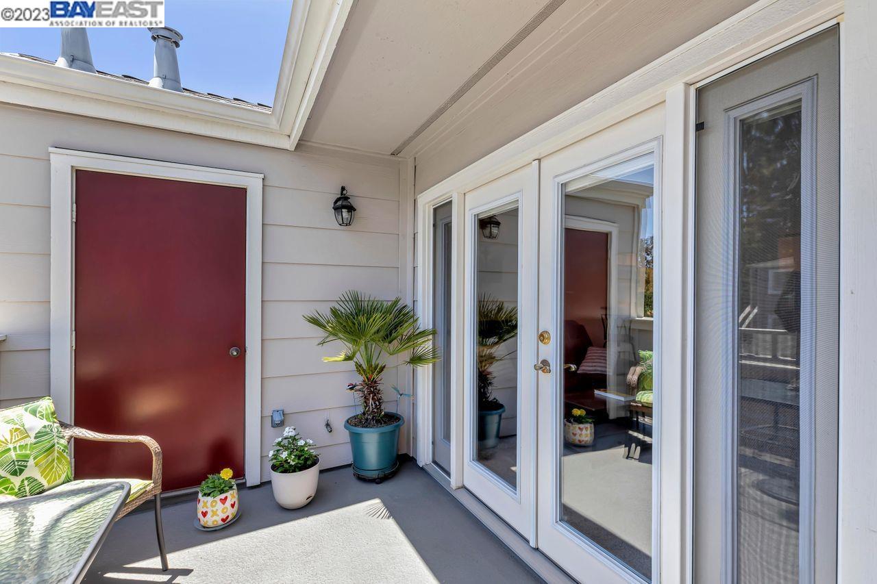 302 Norris Canyon Ter